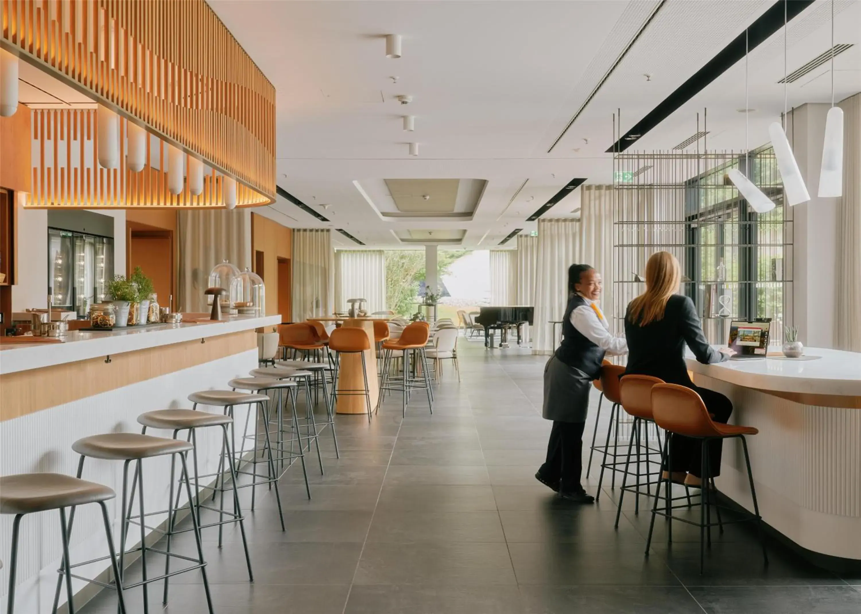 Lounge or bar in Lufthansa Seeheim - More than a Conference Hotel Lounge or bar in Lufthansa Seeheim - More than a Conference Hotel