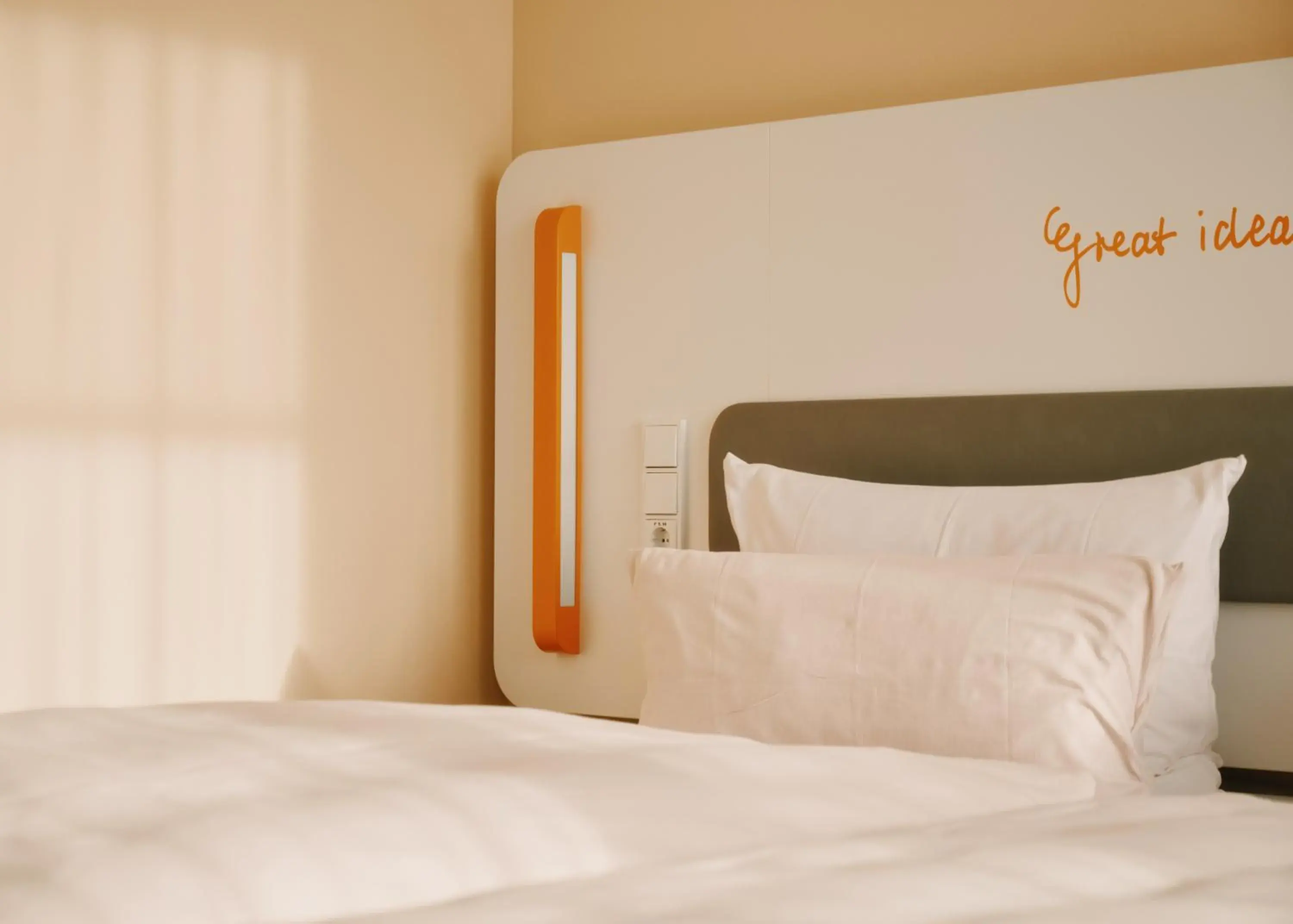 Bed in Lufthansa Seeheim - More than a Conference Hotel Bed in Lufthansa Seeheim - More than a Conference Hotel