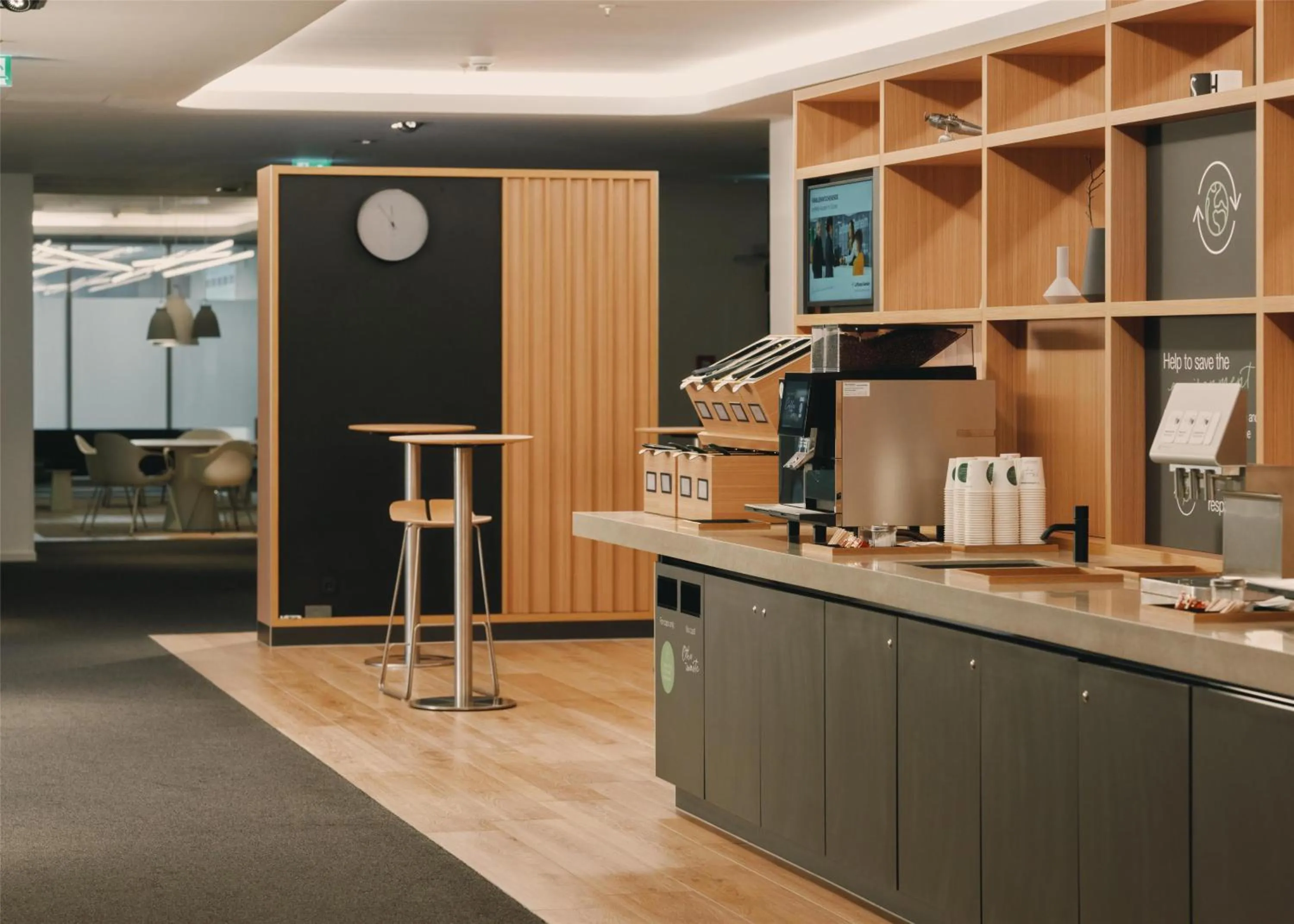 Coffee/tea facilities in Lufthansa Seeheim - More than a Conference Hotel