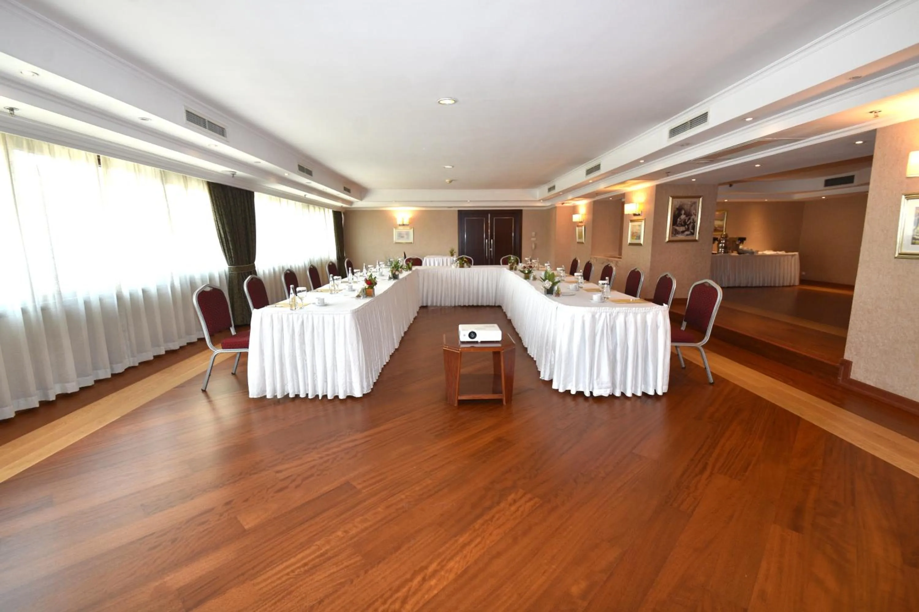 Meeting/conference room in Buyukhanli Park Hotel