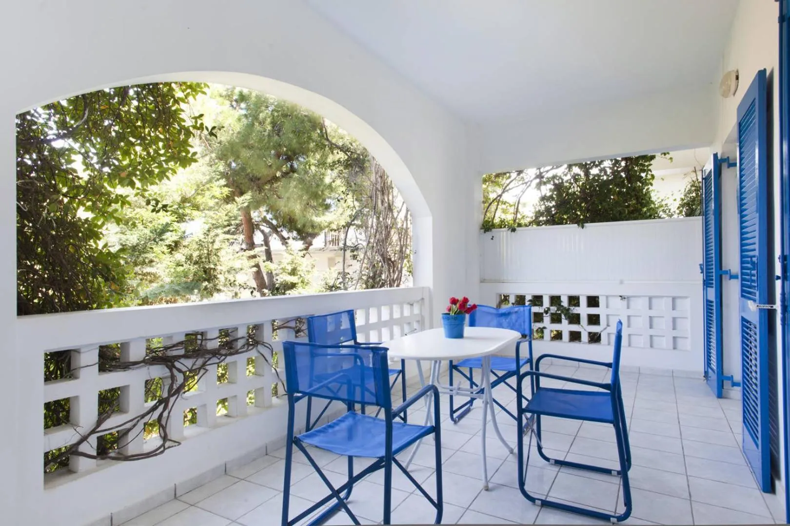 Daphne's Club Hotel Apartments