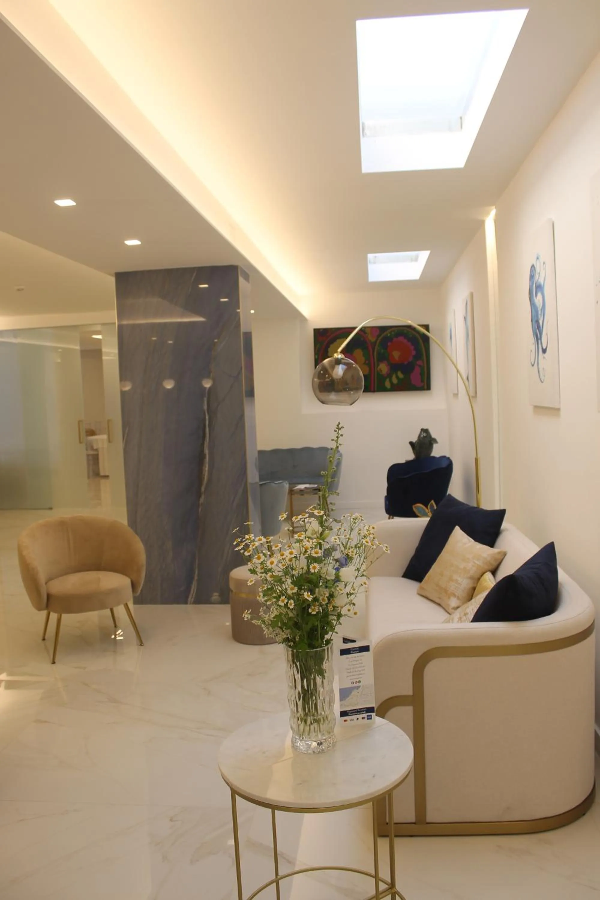 Living room in Eden Bleu