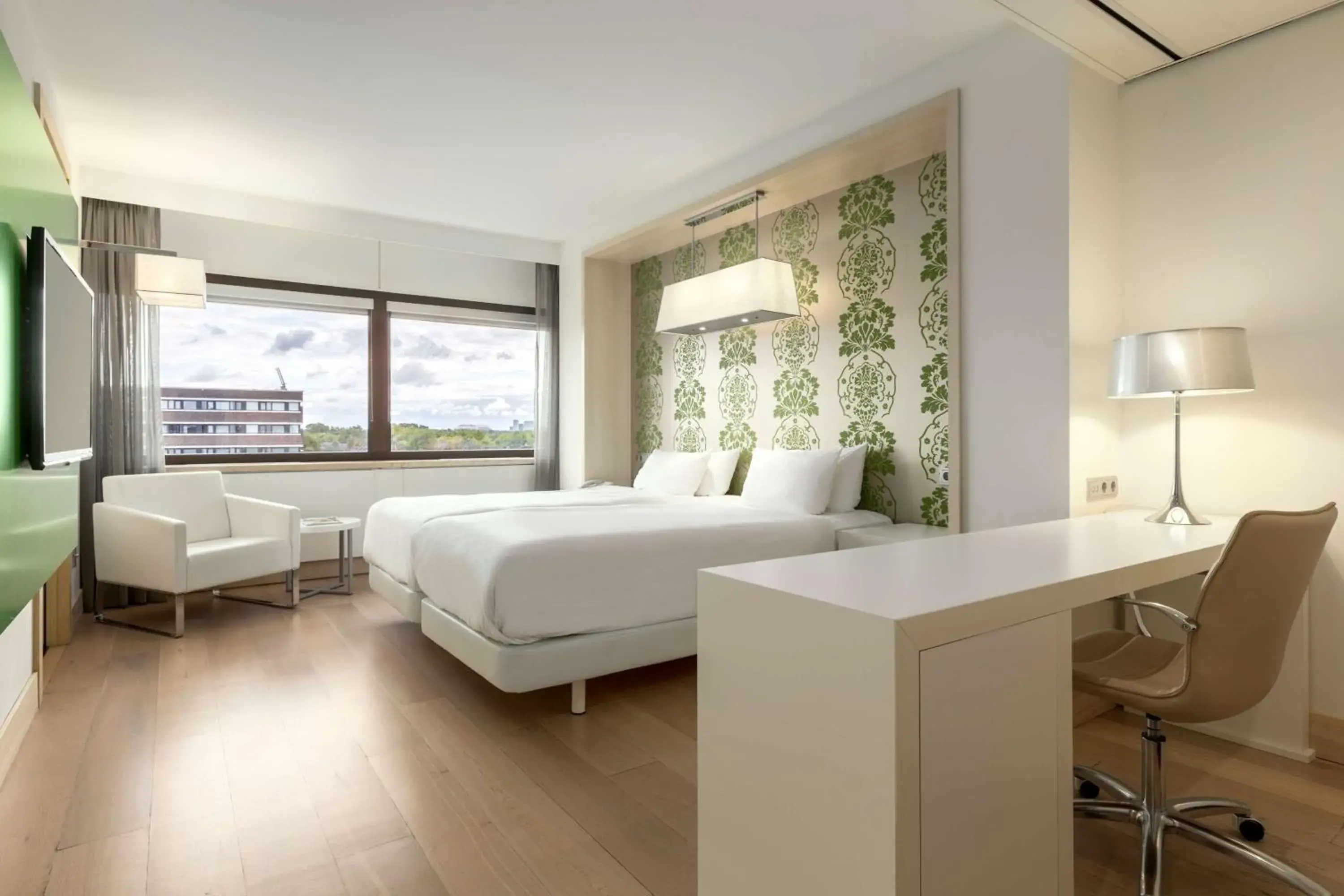 Photo of the whole room, Bed in NH Amsterdam Zuid Photo of the whole room, Bed in NH Amsterdam Zuid