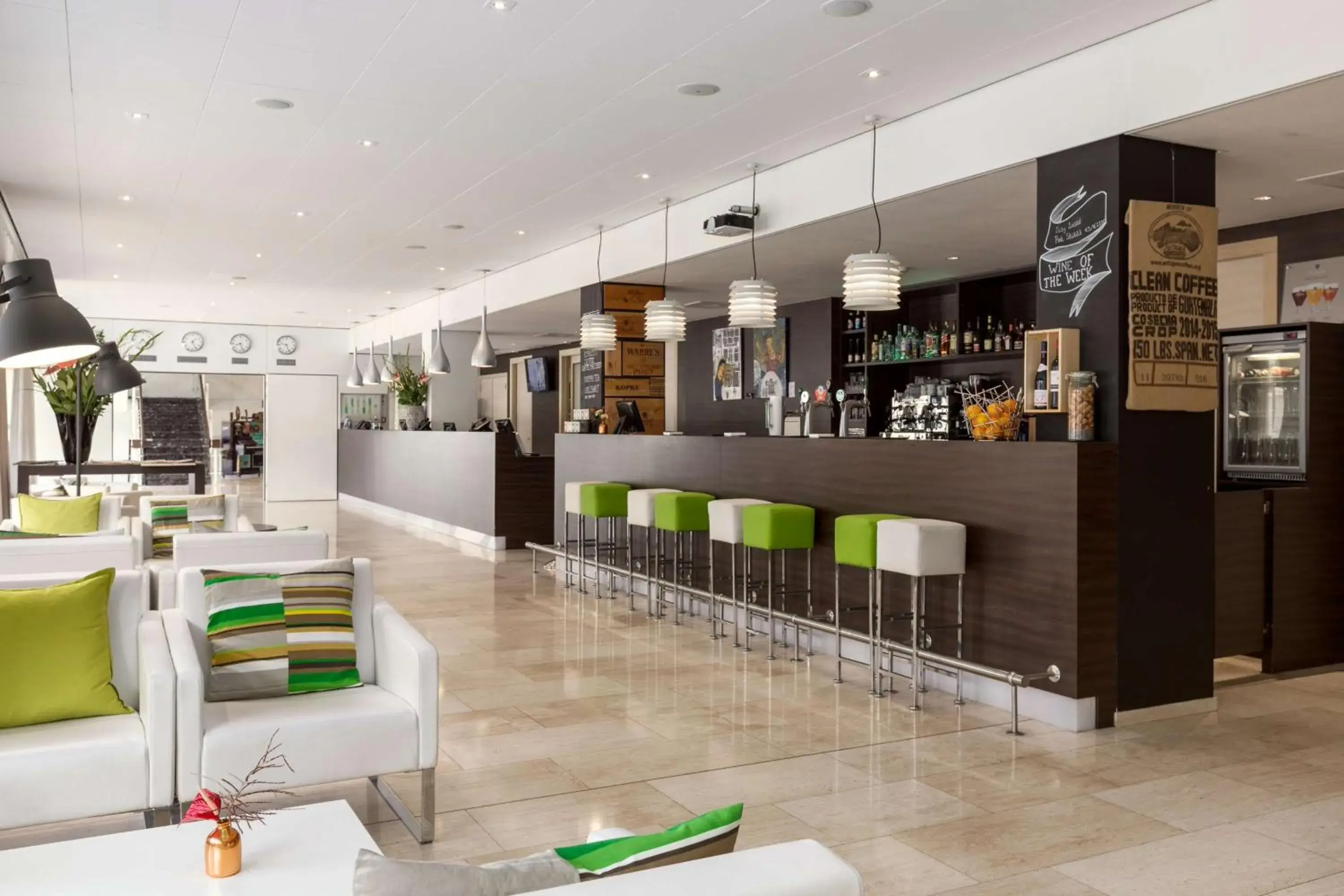 Restaurant/places to eat in NH Amsterdam Zuid Restaurant/places to eat in NH Amsterdam Zuid