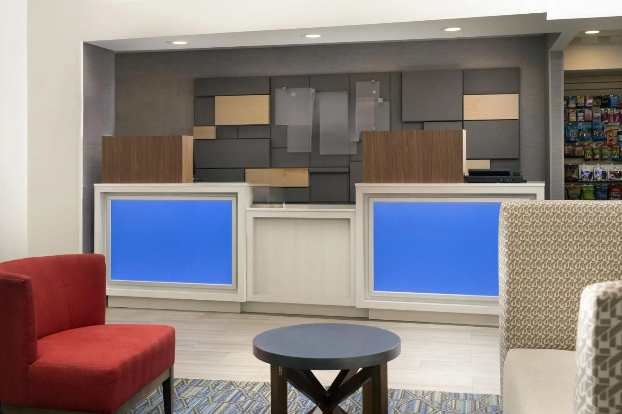 Property building in Independent SPHC BWI Suites