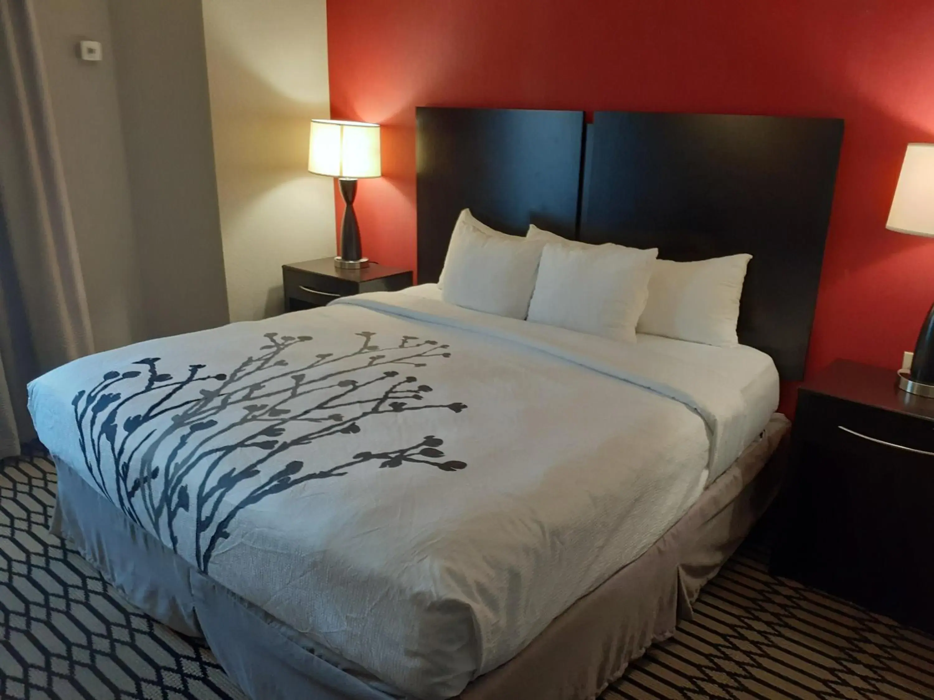 Bedroom in Independent SPHC BWI Suites Bedroom in Independent SPHC BWI Suites