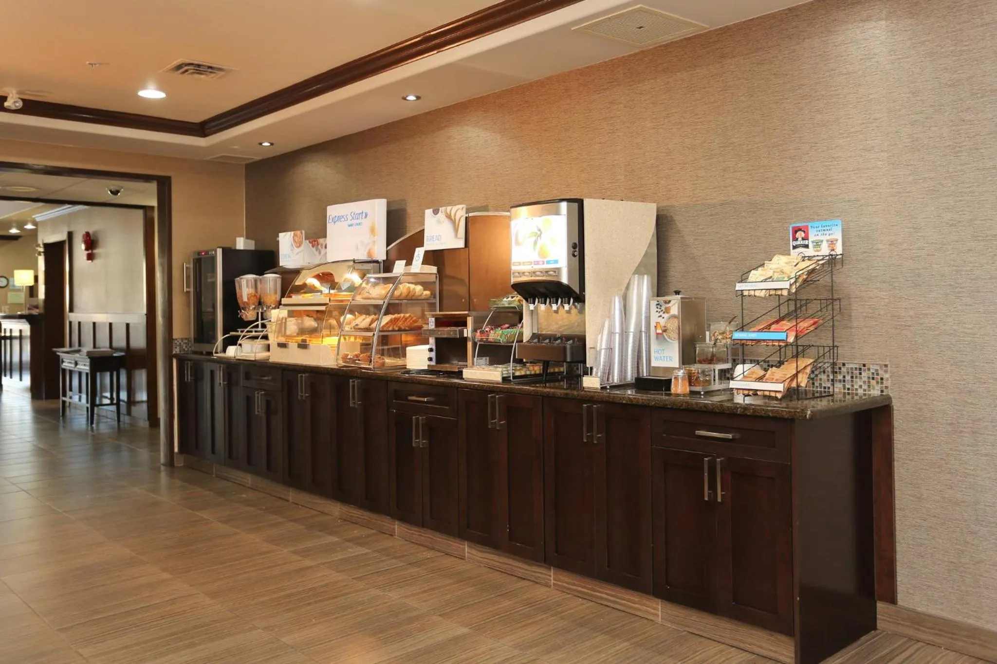 Breakfast in Holiday Inn Express Hotel & Suites Vernon by IHG