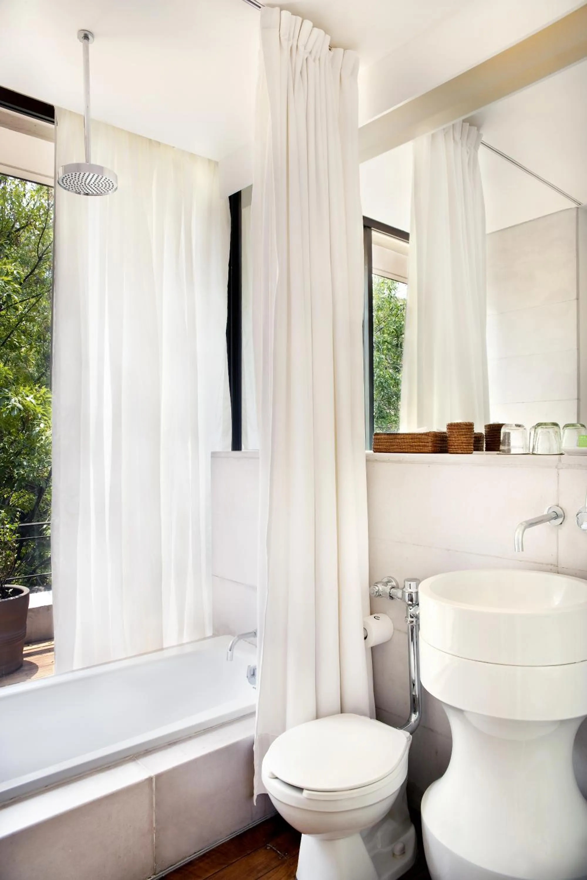 Bathroom in Condesa df, Mexico City, a Member of Design Hotels