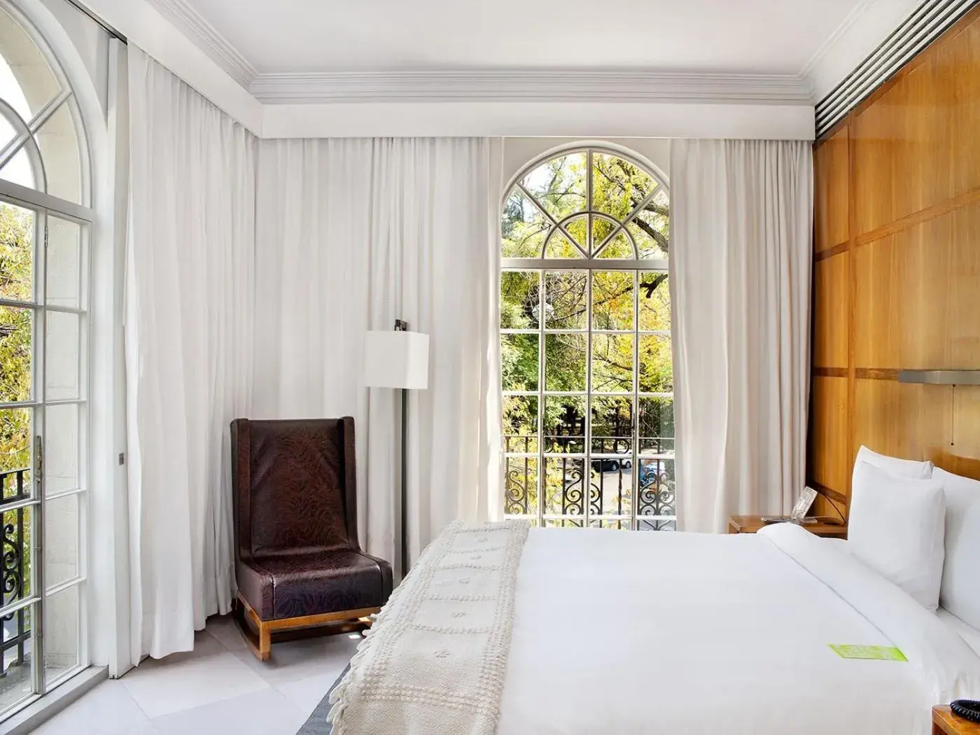 Bedroom, Bed in Condesa df, Mexico City, a Member of Design Hotels Bedroom, Bed in Condesa df, Mexico City, a Member of Design Hotels