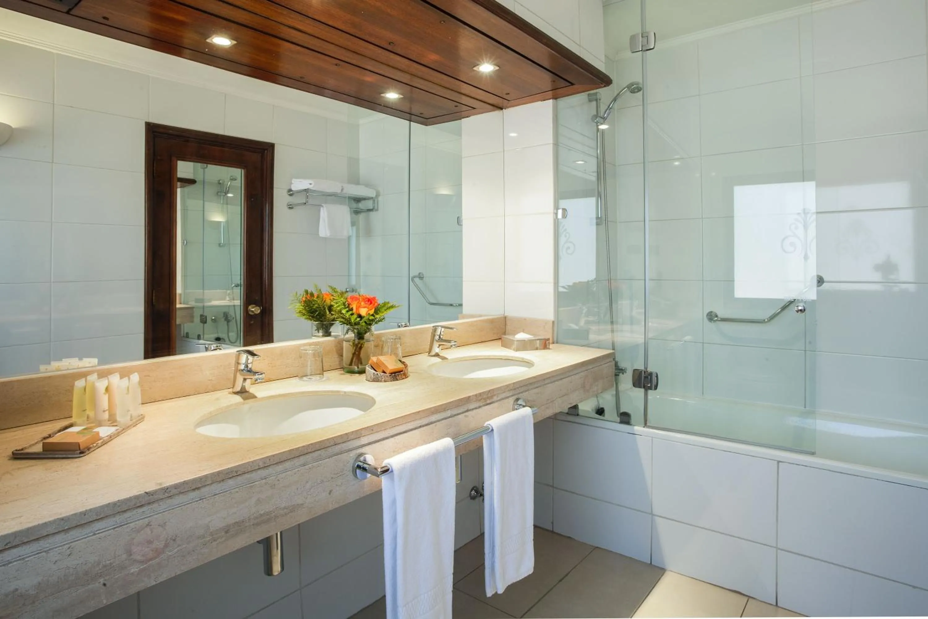 Bathroom in Hotel Plaza San Francisco