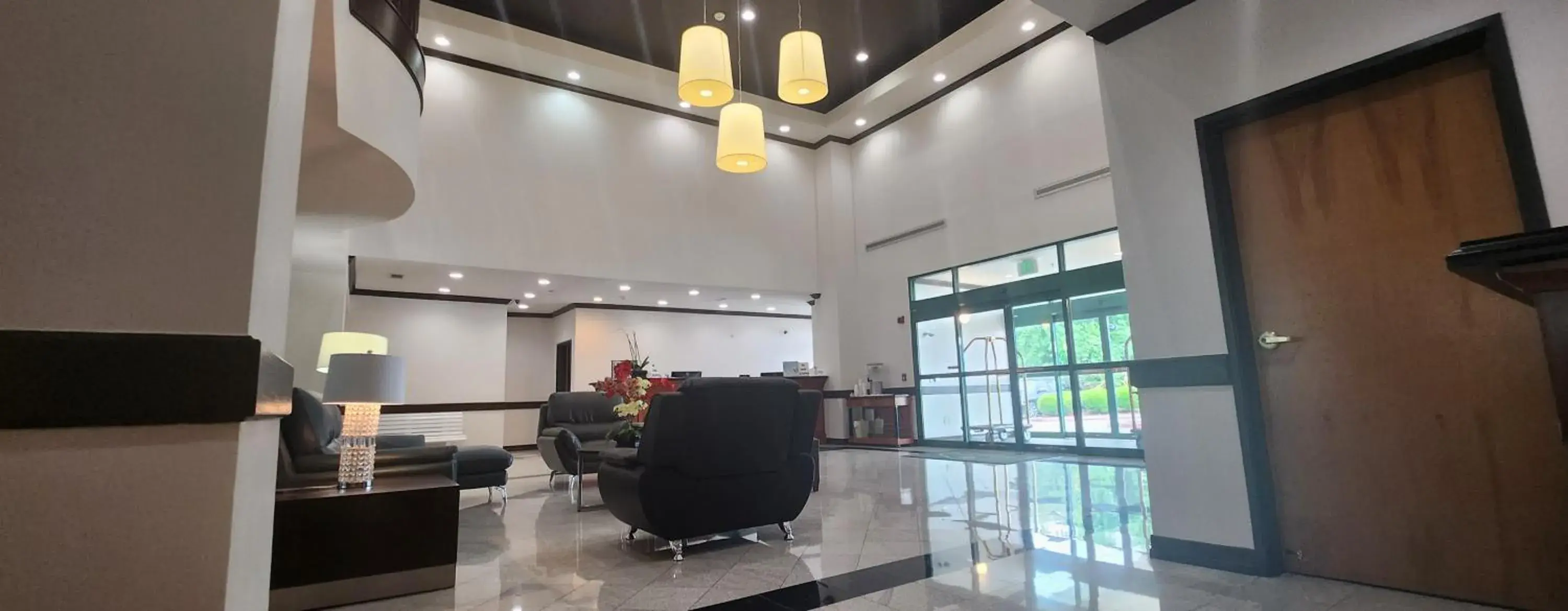 Lobby or reception in Wingate By Wyndham Houston / Willowbrook Lobby or reception in Wingate By Wyndham Houston / Willowbrook