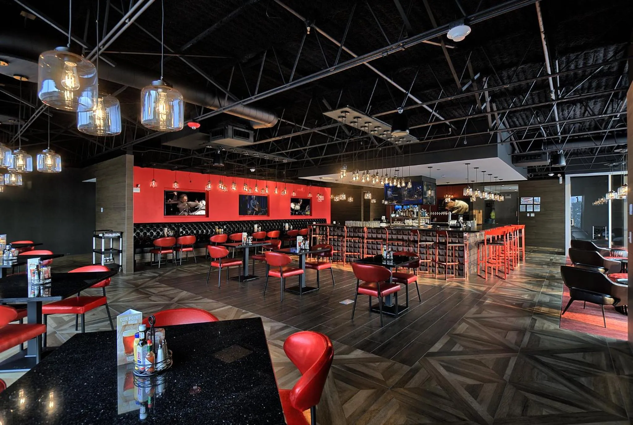 Restaurant/places to eat in Holiday Inn Chicago Midway Airport S by IHG