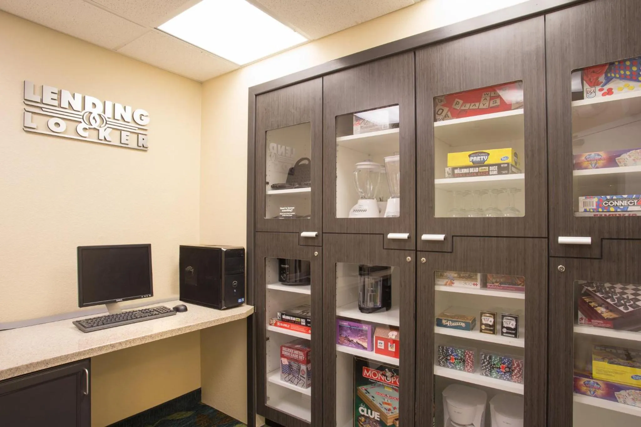 Lobby or reception in Candlewood Suites Yuma by IHG