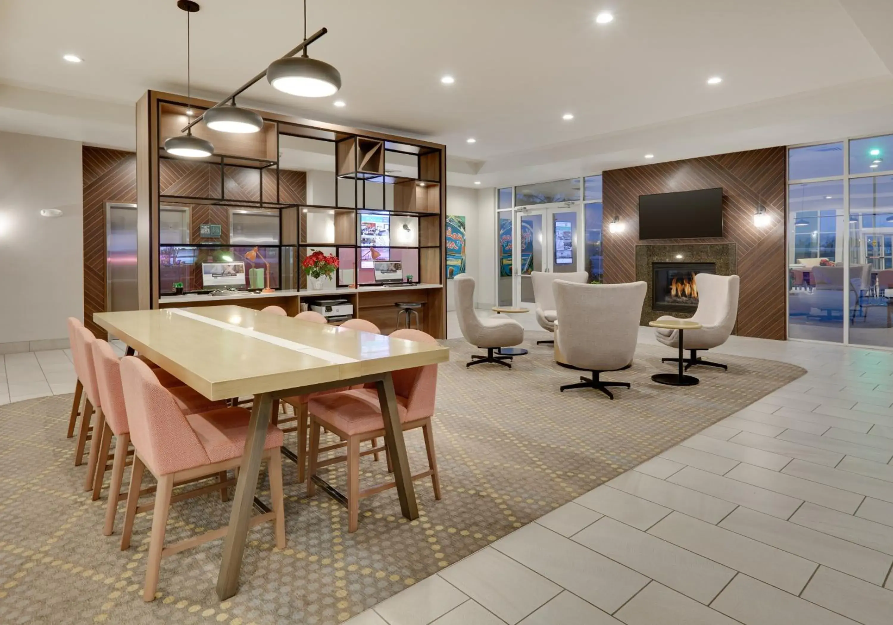 Property building in Holiday Inn Yuma by IHG Property building in Holiday Inn Yuma by IHG