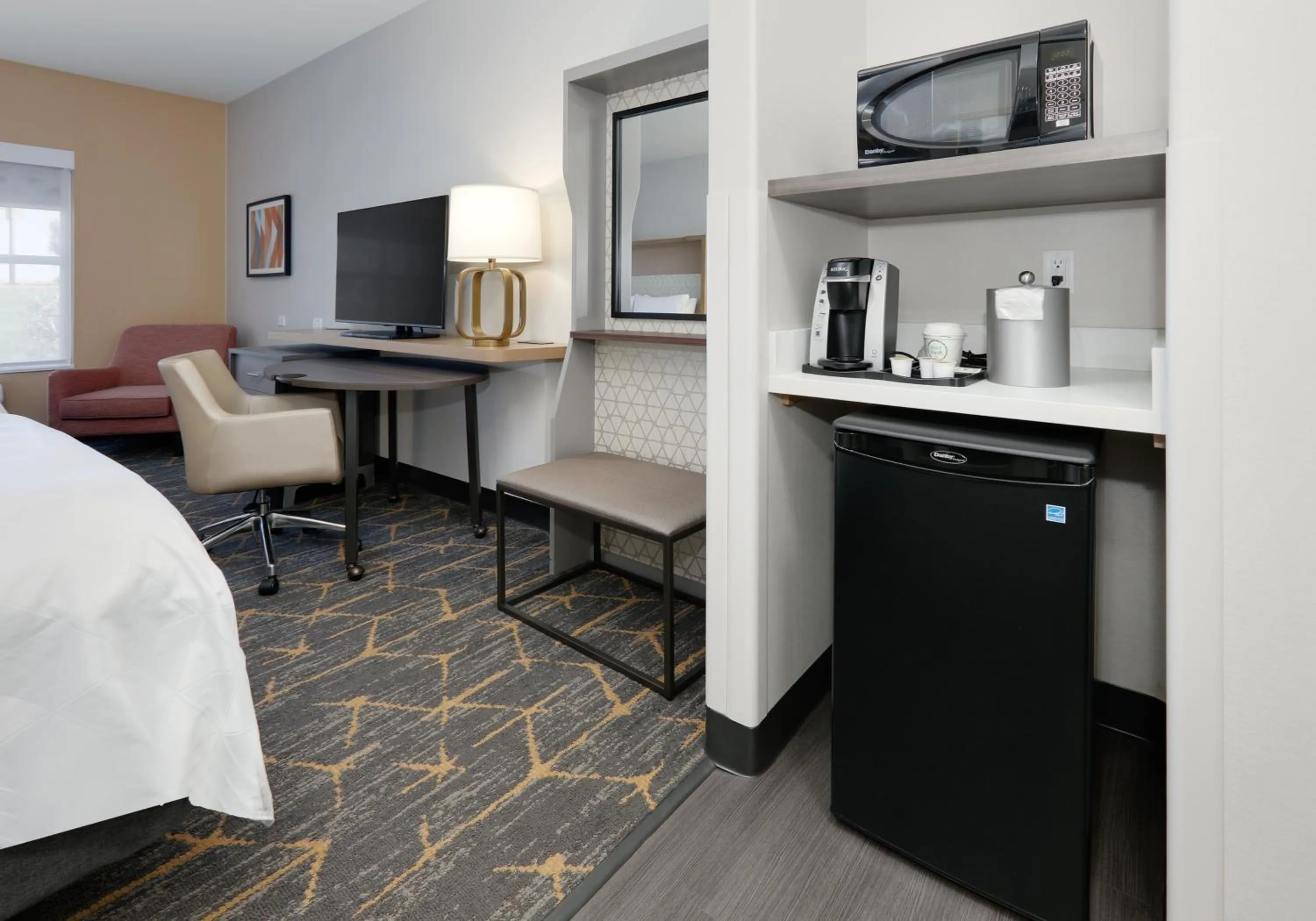 Photo of the whole room, Bed in Holiday Inn Yuma by IHG