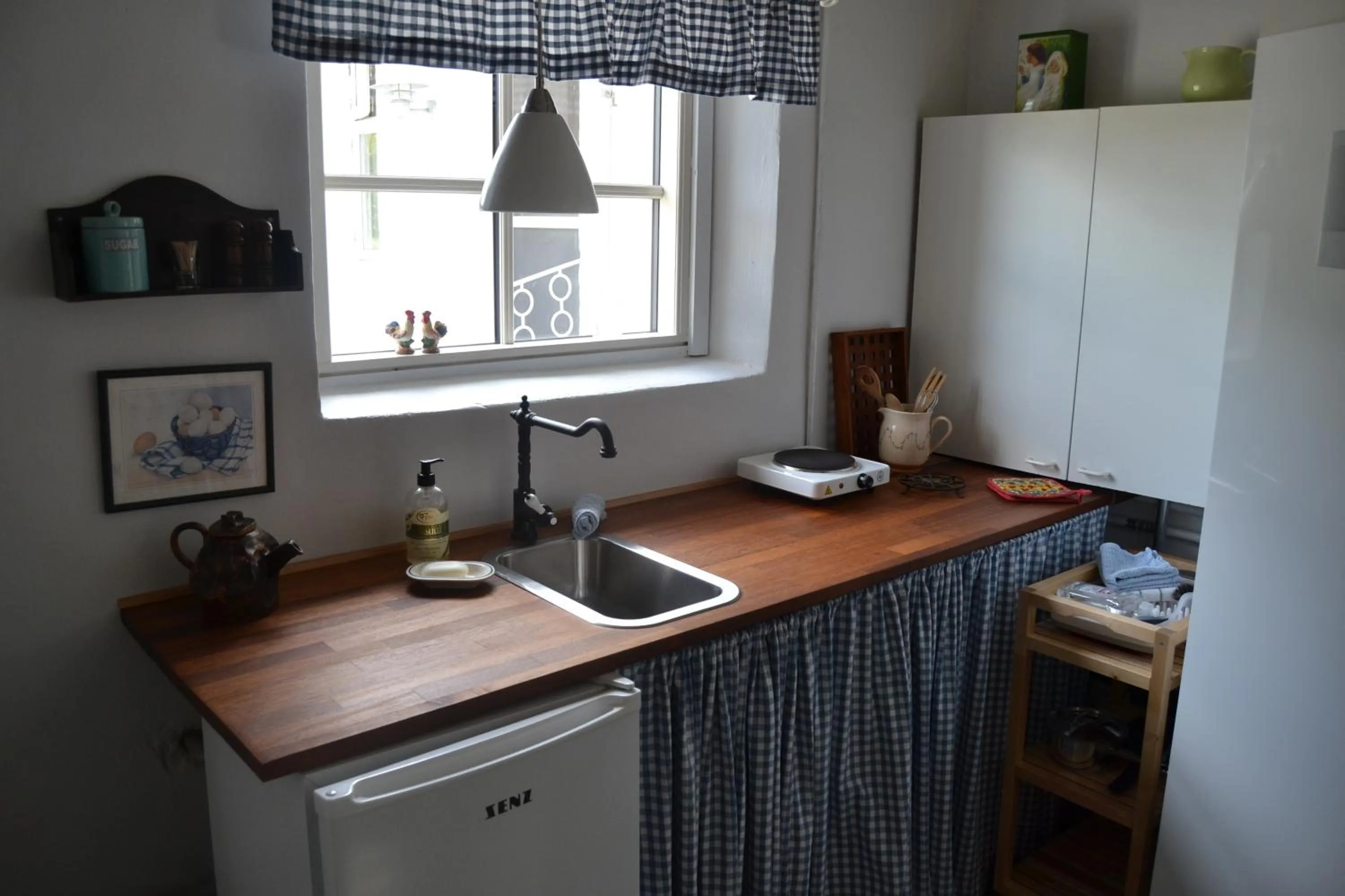 Kitchen or kitchenette in Vibes bed&breakfast