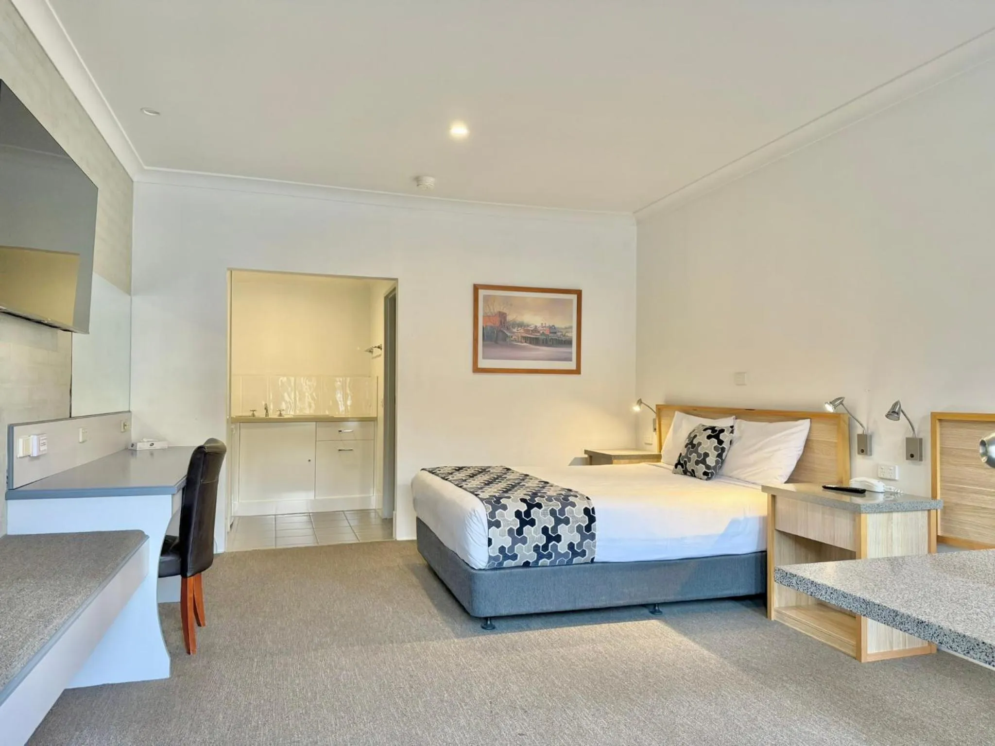 Bedroom, Bed in Albury Paddlesteamer