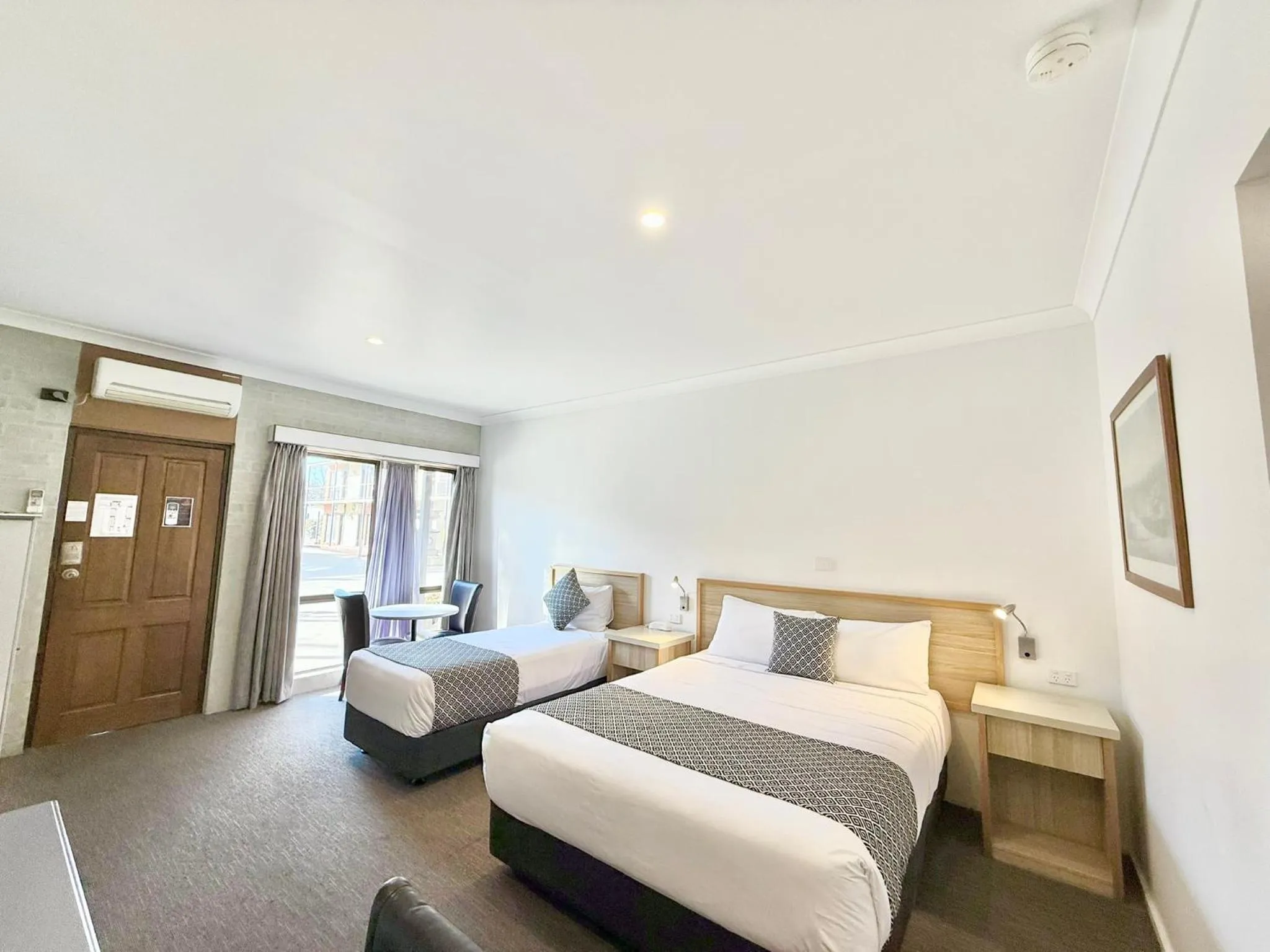 Bedroom, Bed in Albury Paddlesteamer
