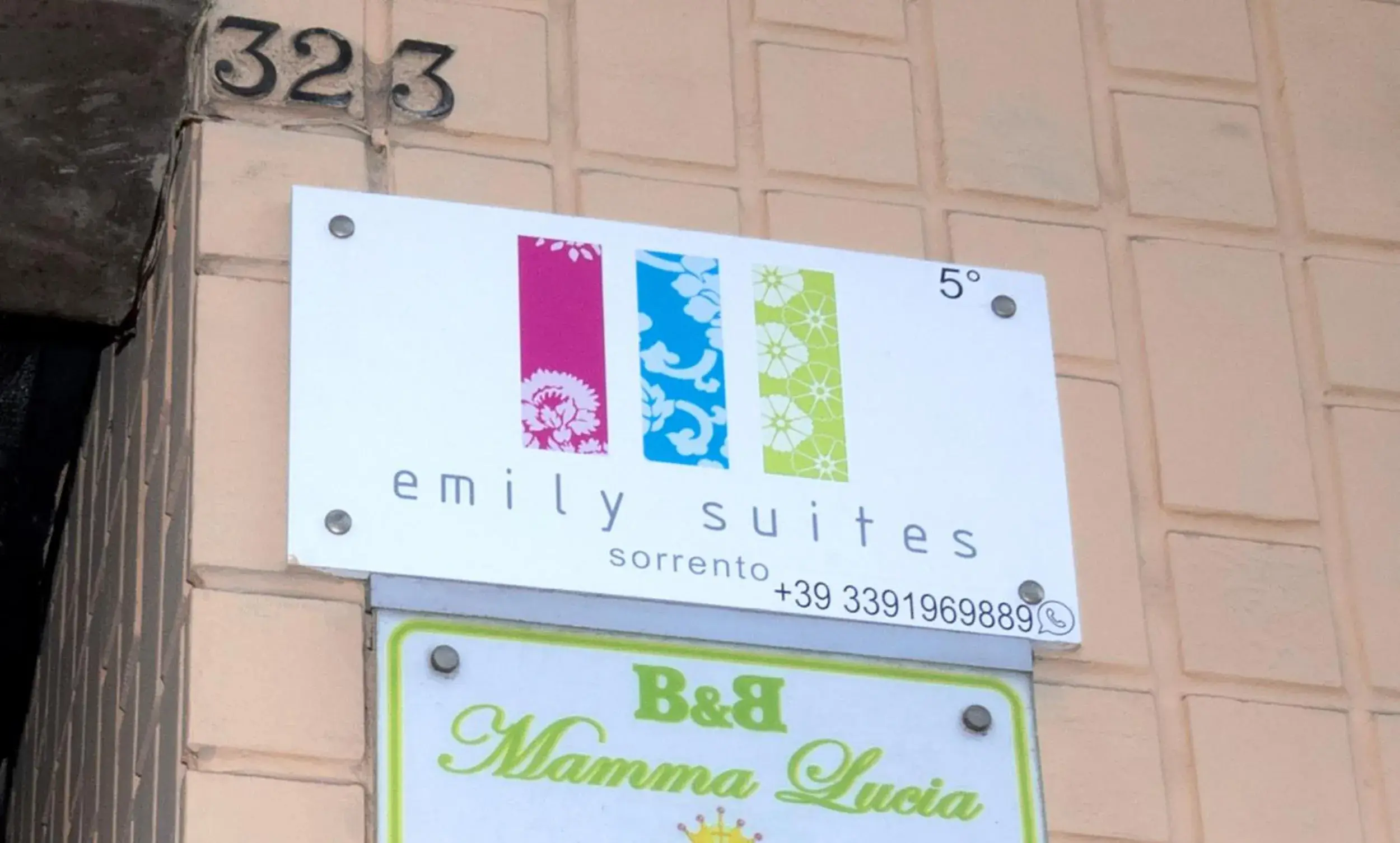 Property building in Guest House Emily Suites Sorrento Property building in Guest House Emily Suites Sorrento