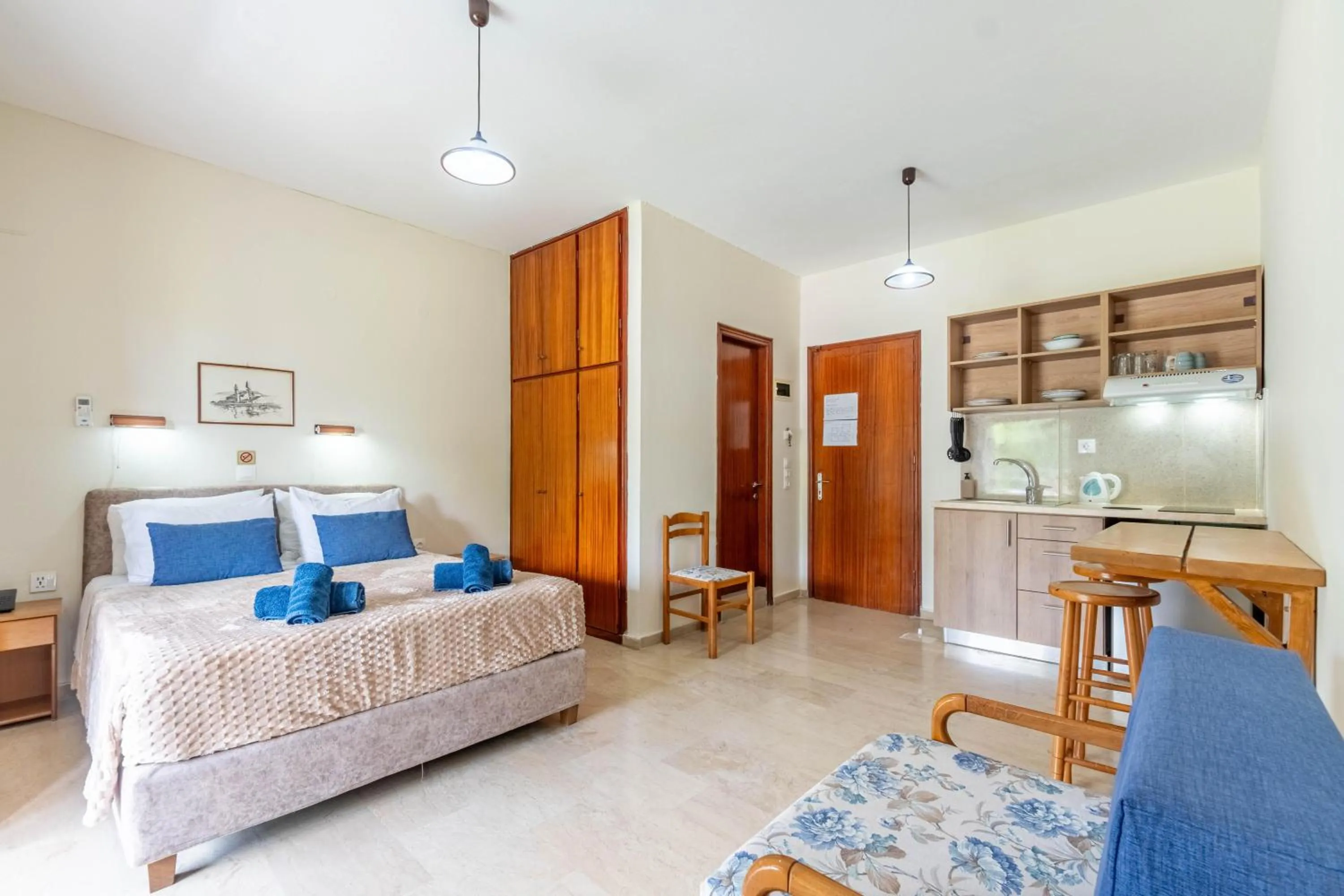 Photo of the whole room, Bed in Angela Hotel & Apartments