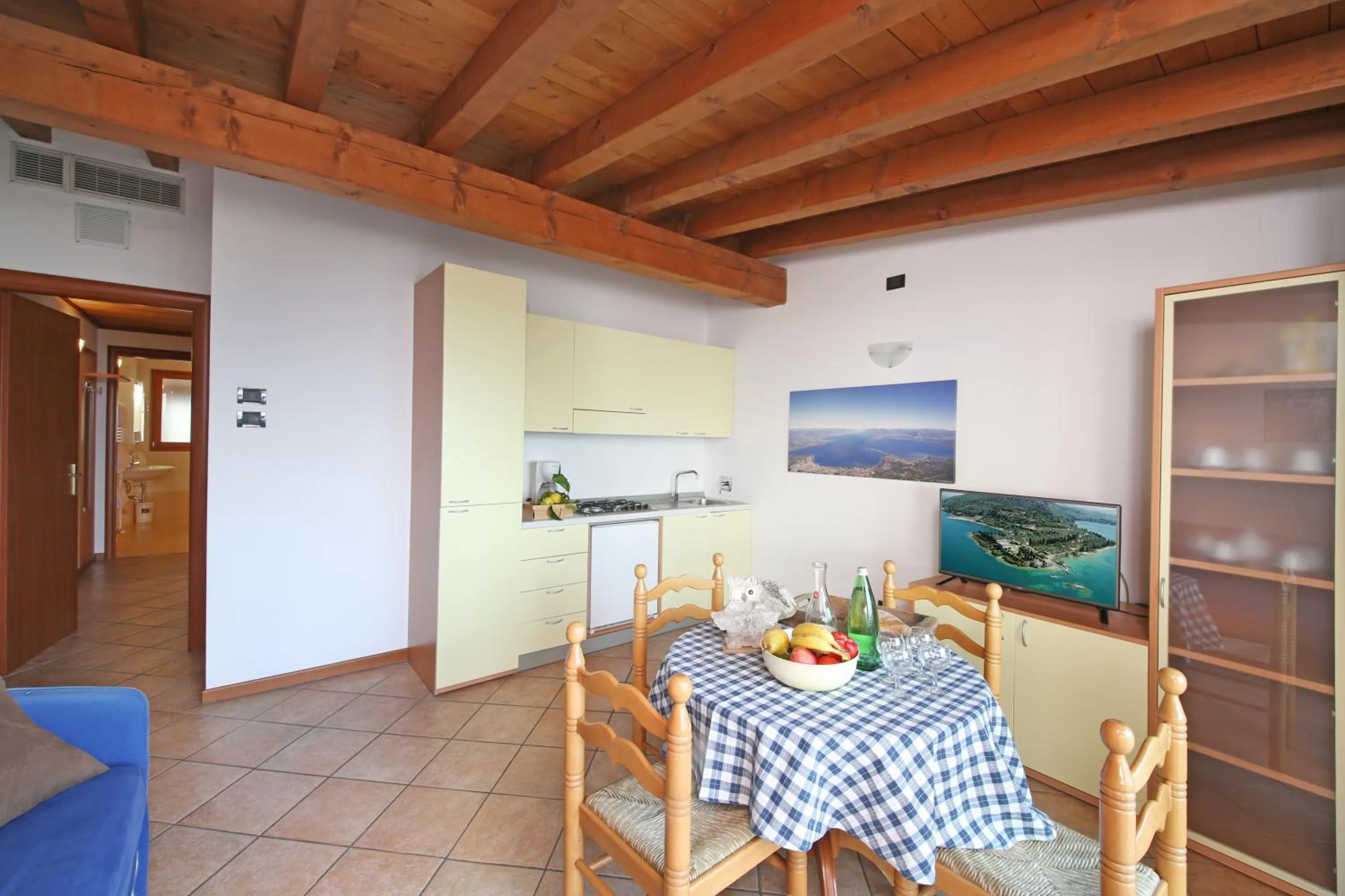 Kitchen or kitchenette in Residence Borgo Dei Limoni - Appartamenti con Garage
