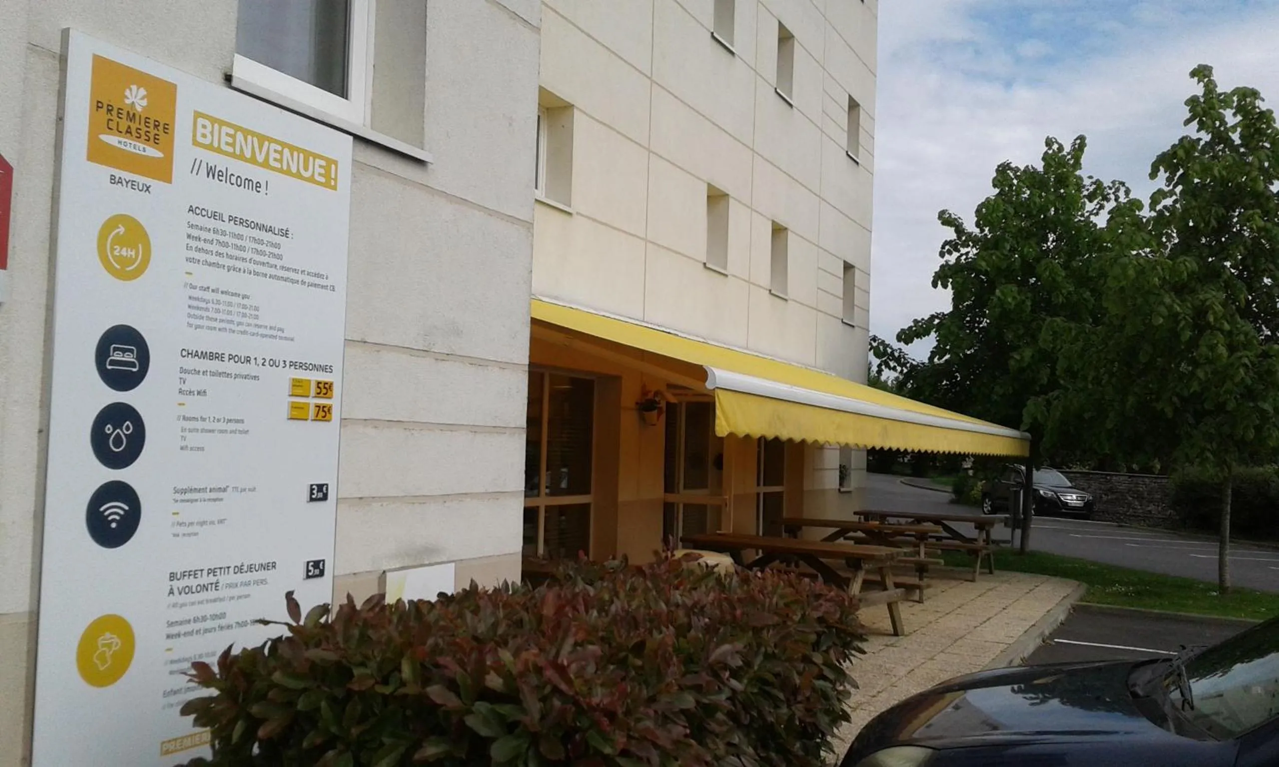 Balcony/Terrace in Premiere Classe Bayeux