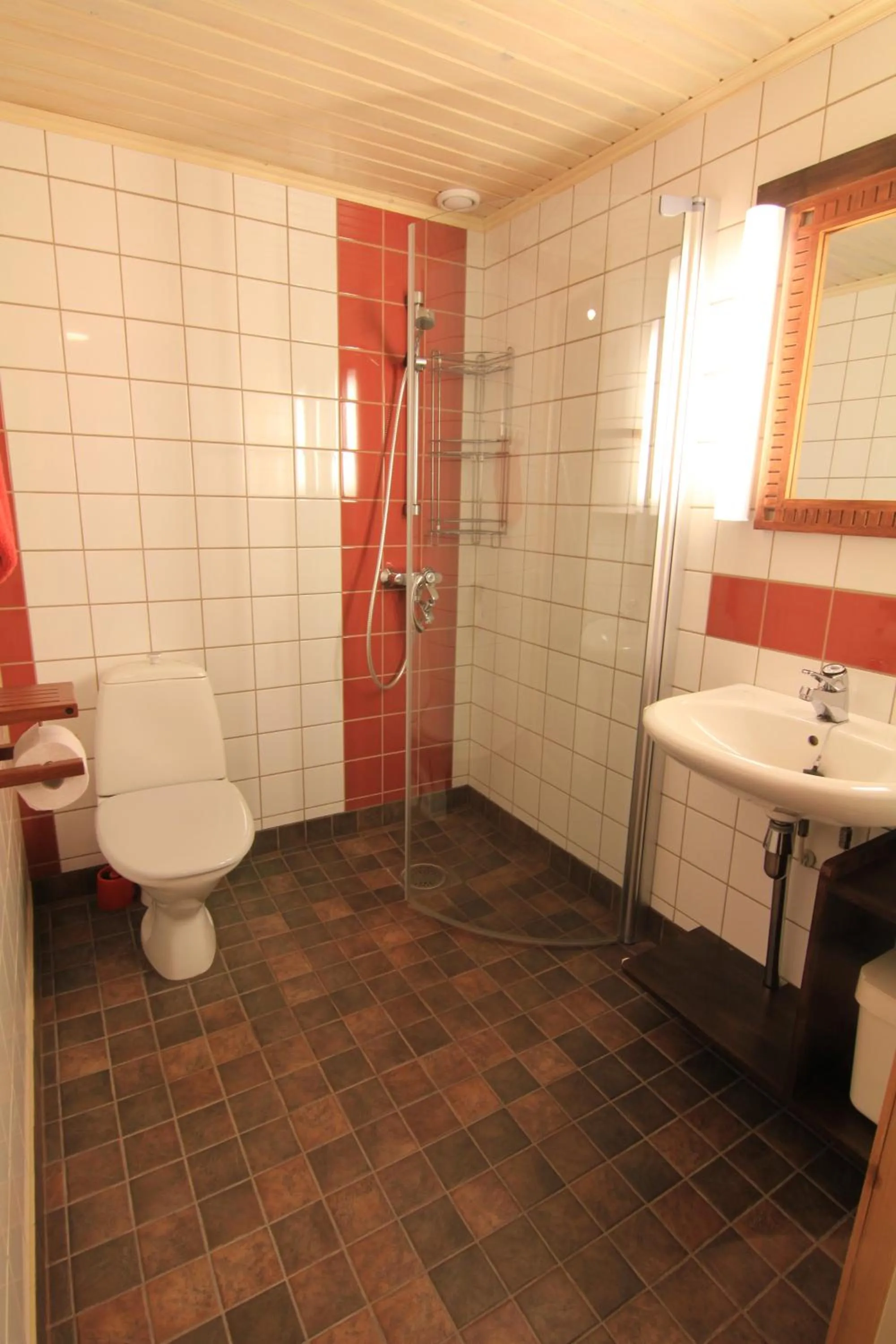 Shower in Hotel Seita