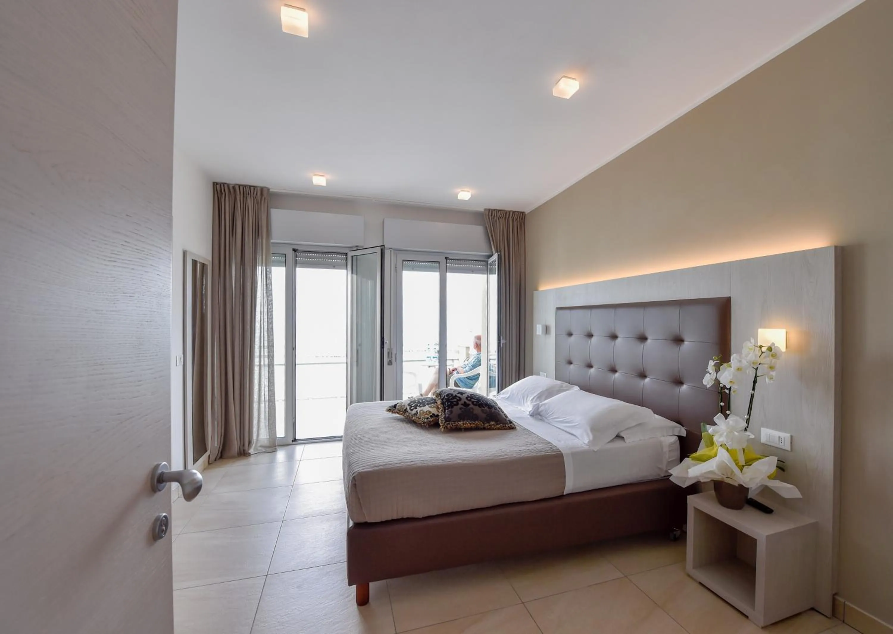 Bedroom, Bed in Hotel Globus