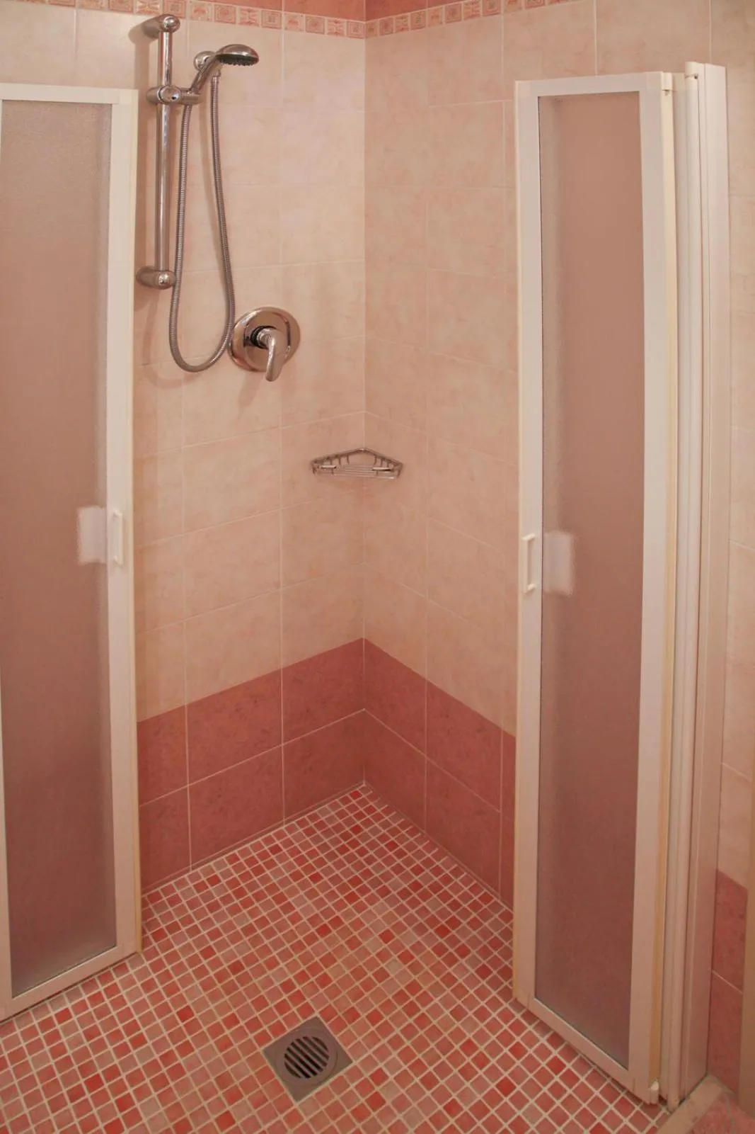 Bathroom in Hotel Globus