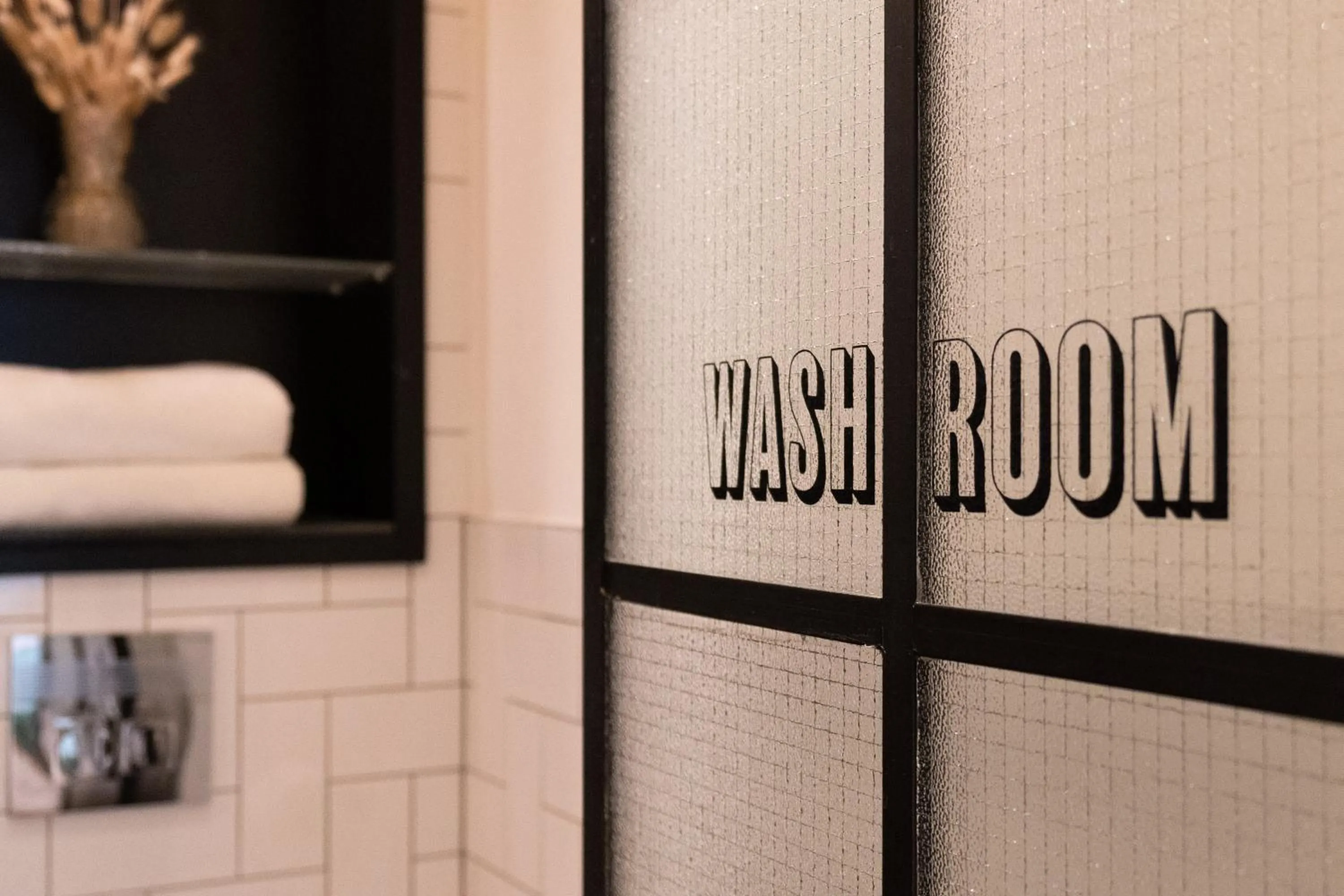 Bathroom in room2 London Hammersmith Townhouse