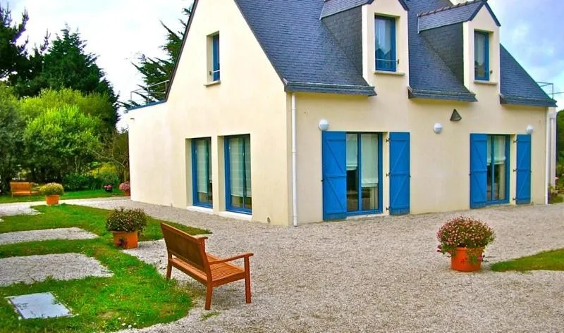 Facade/entrance in Hôtel Le Chevalier Gambette