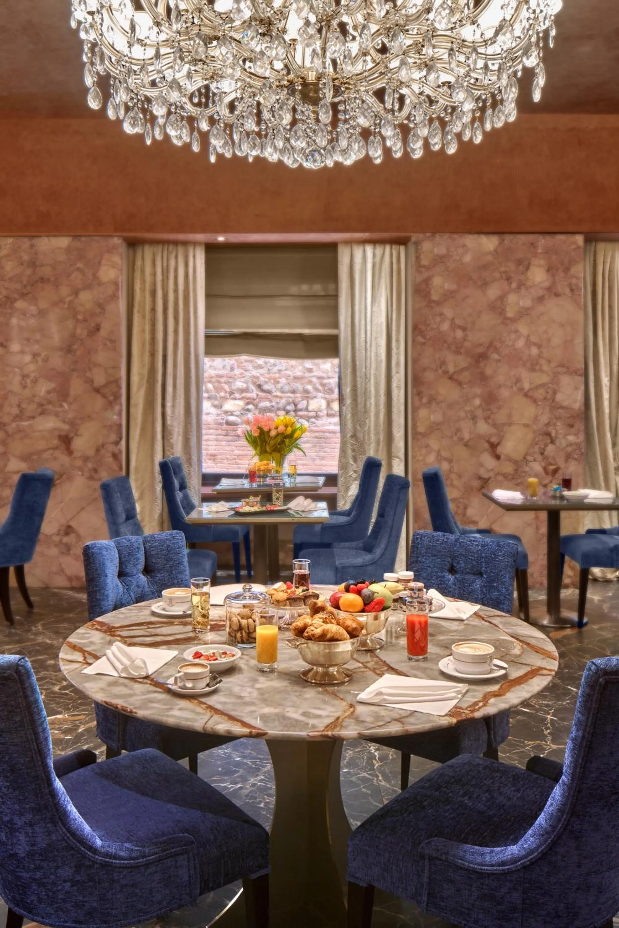 Breakfast in Hotel Accademia