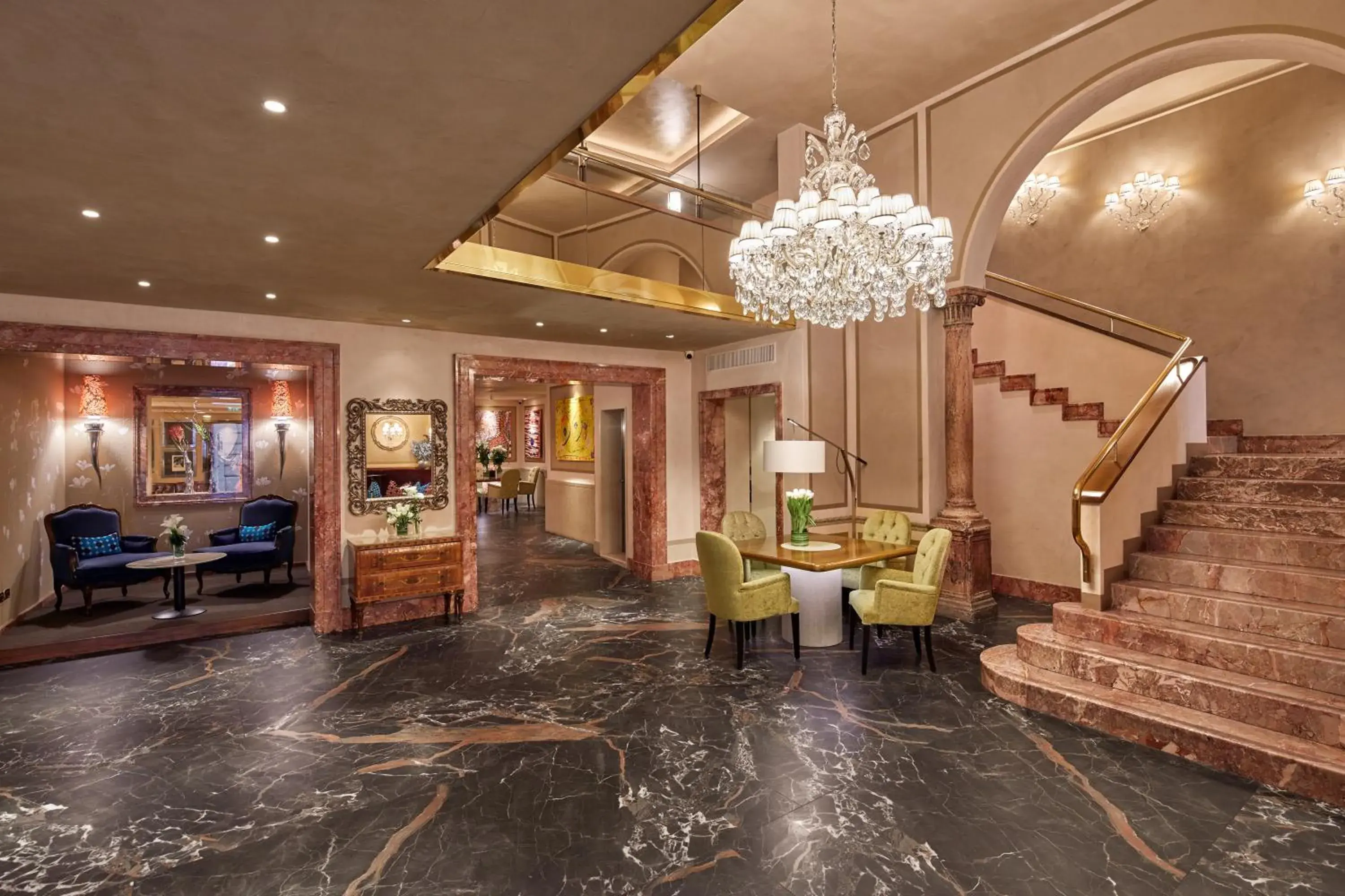 Lobby or reception in Hotel Accademia Lobby or reception in Hotel Accademia