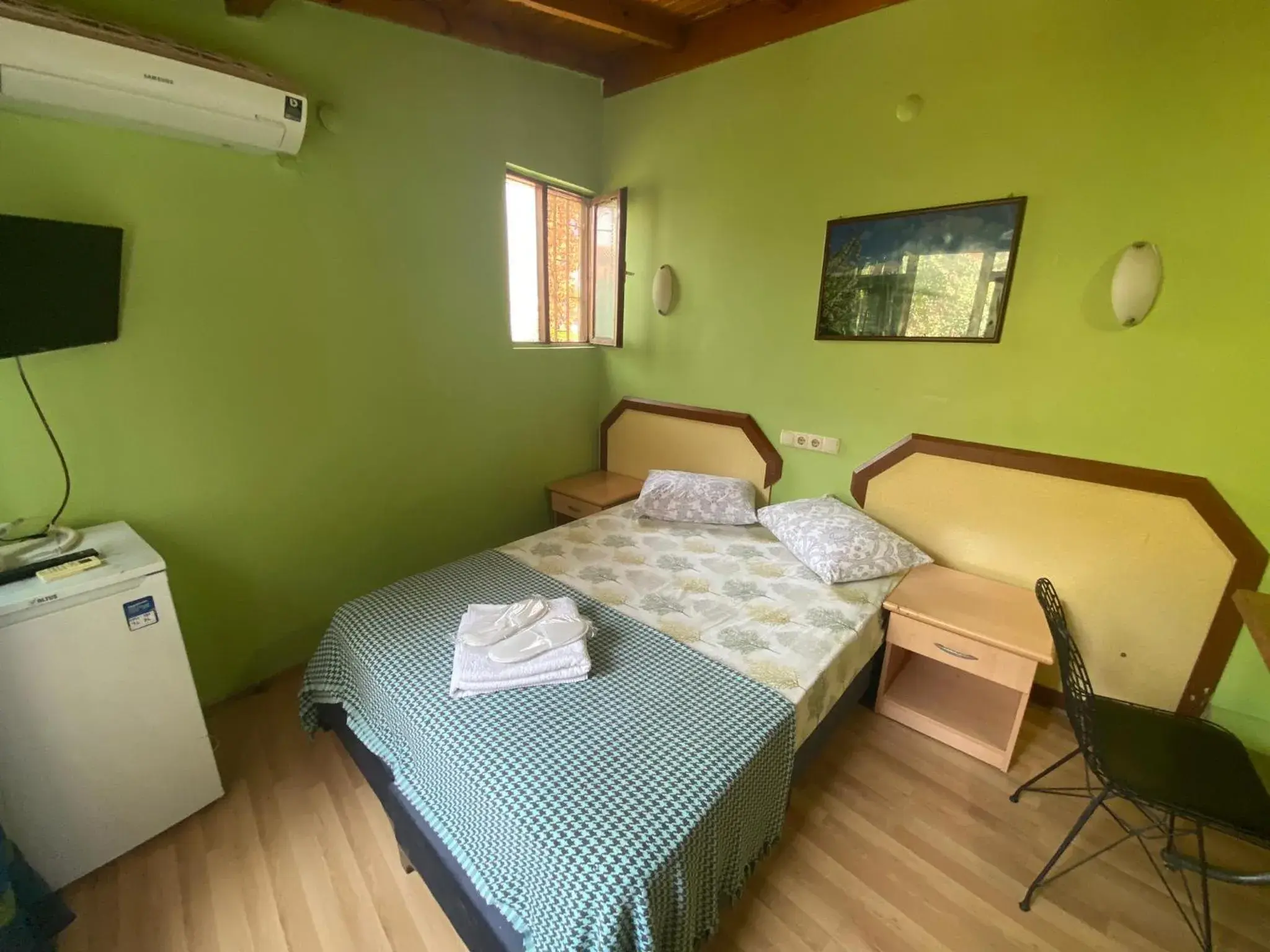 Bed in Camel Hotel & Apart Bed in Camel Hotel & Apart