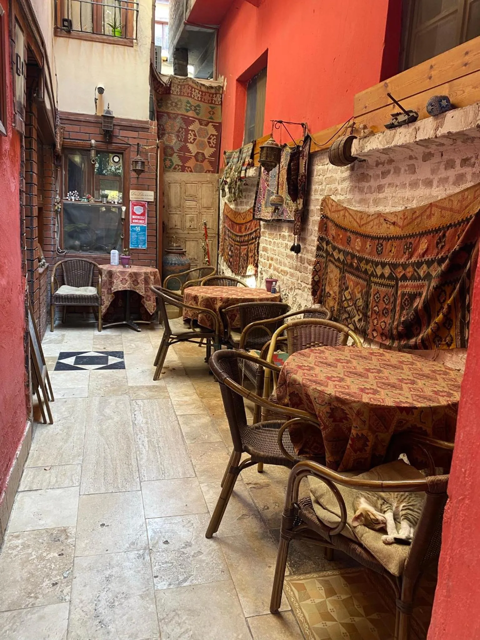 Seating area in Camel Hotel & Apart