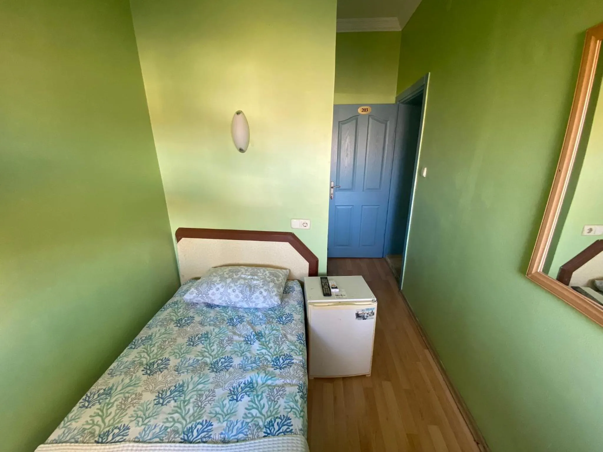 Bed in Camel Hotel & Apart