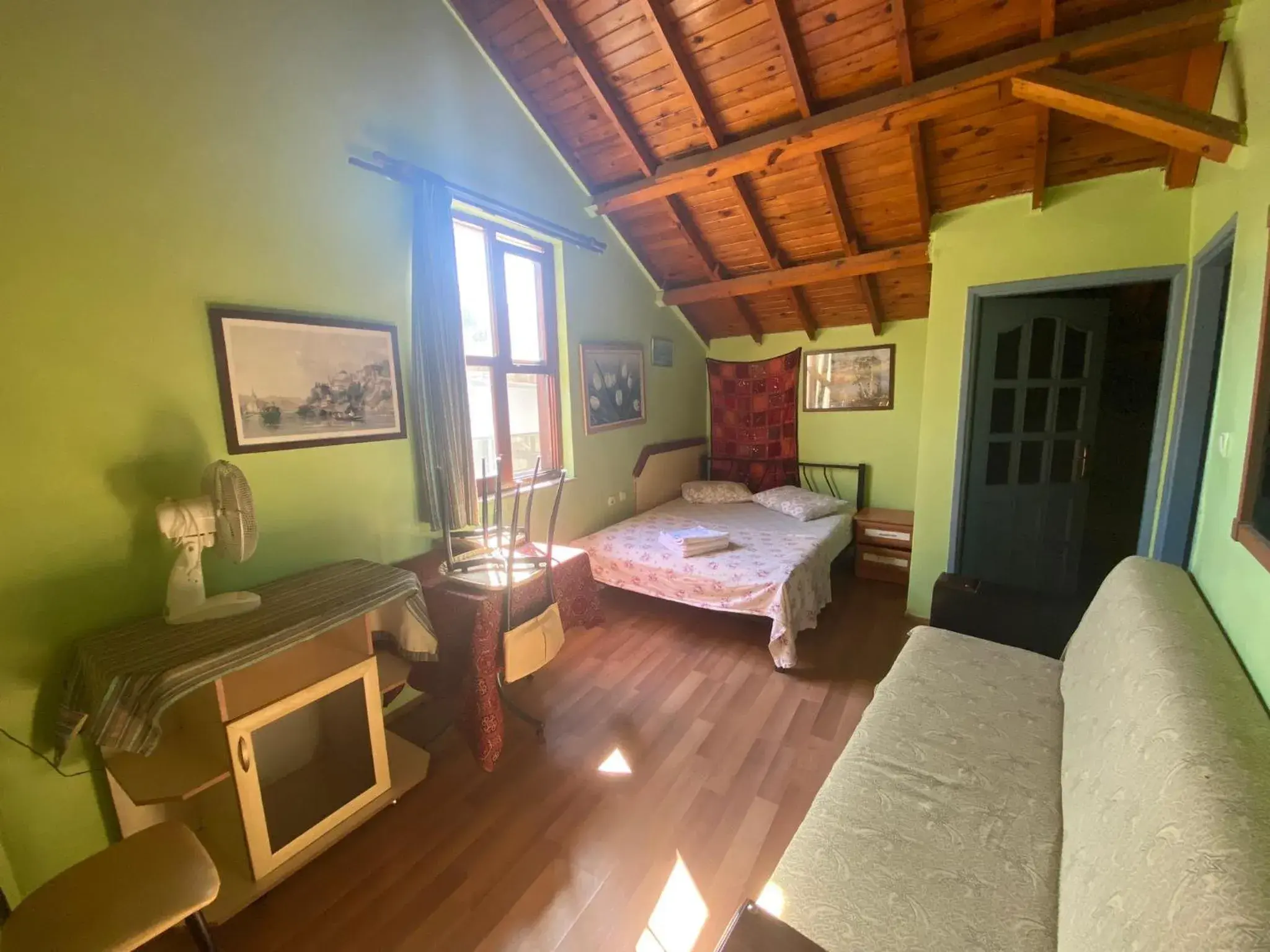 Bed in Camel Hotel & Apart Bed in Camel Hotel & Apart