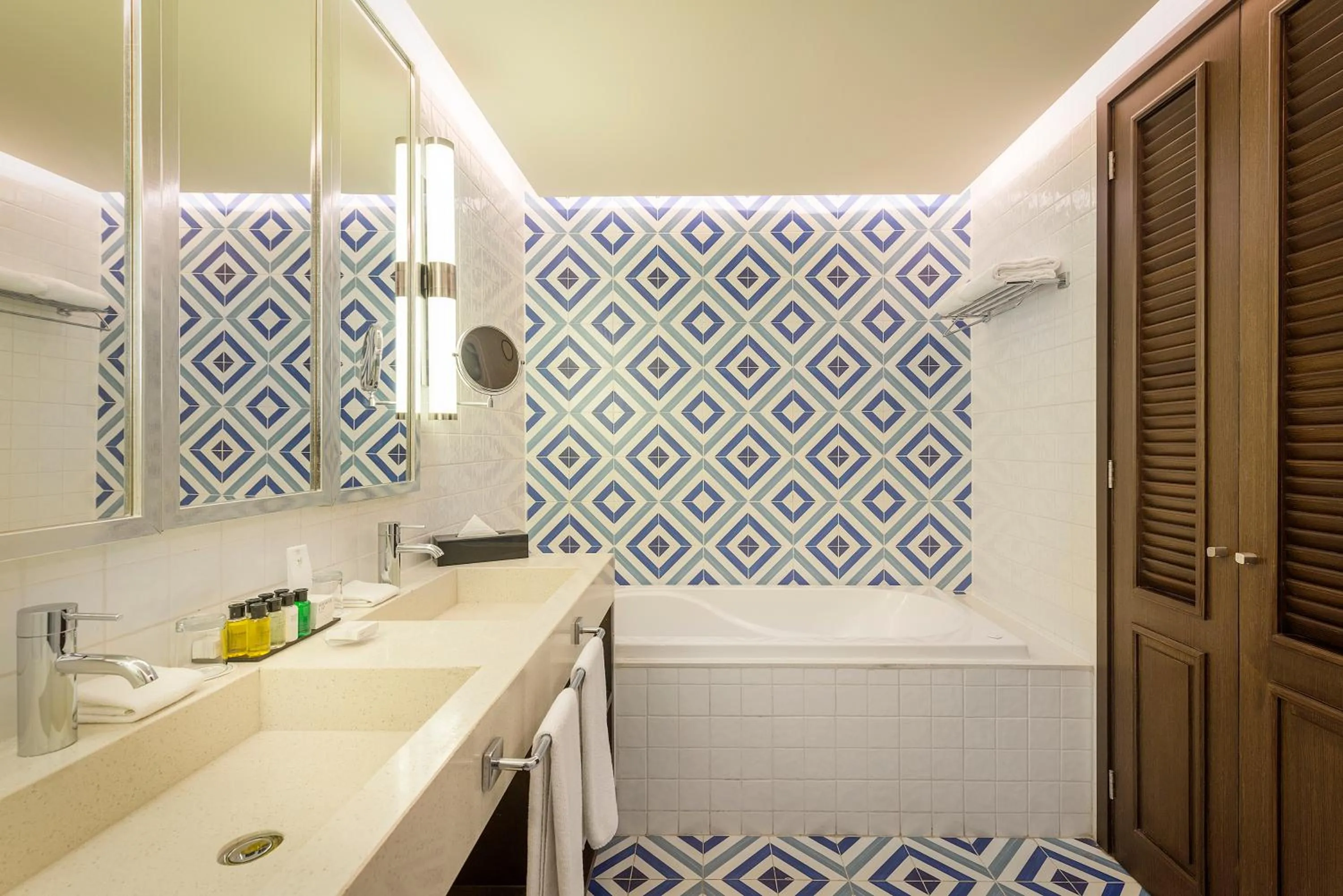 Bathroom in Ocean Riviera Paradise All Inclusive