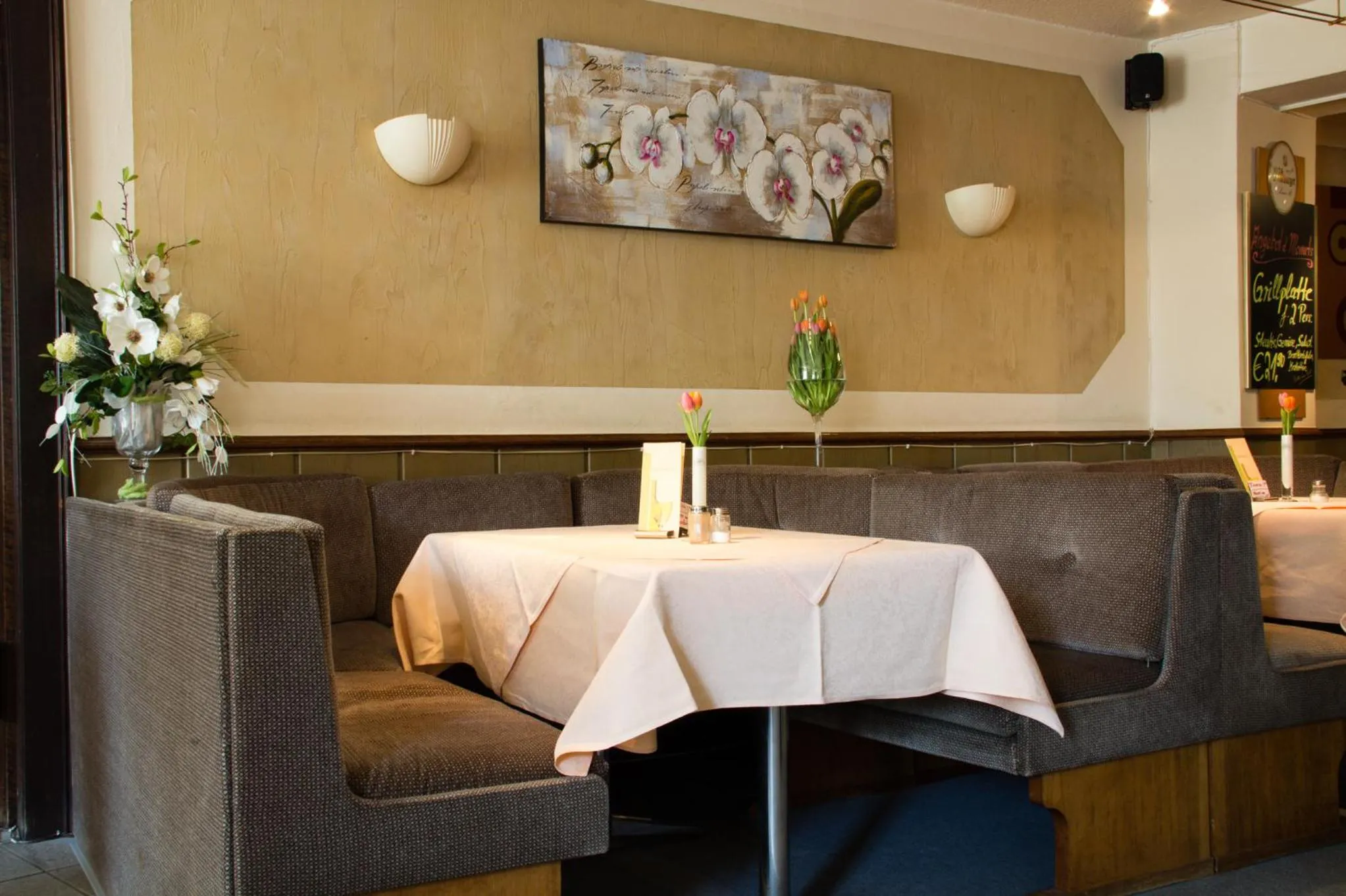 Restaurant/places to eat in Hotel & Restaurant Arnoldusklause