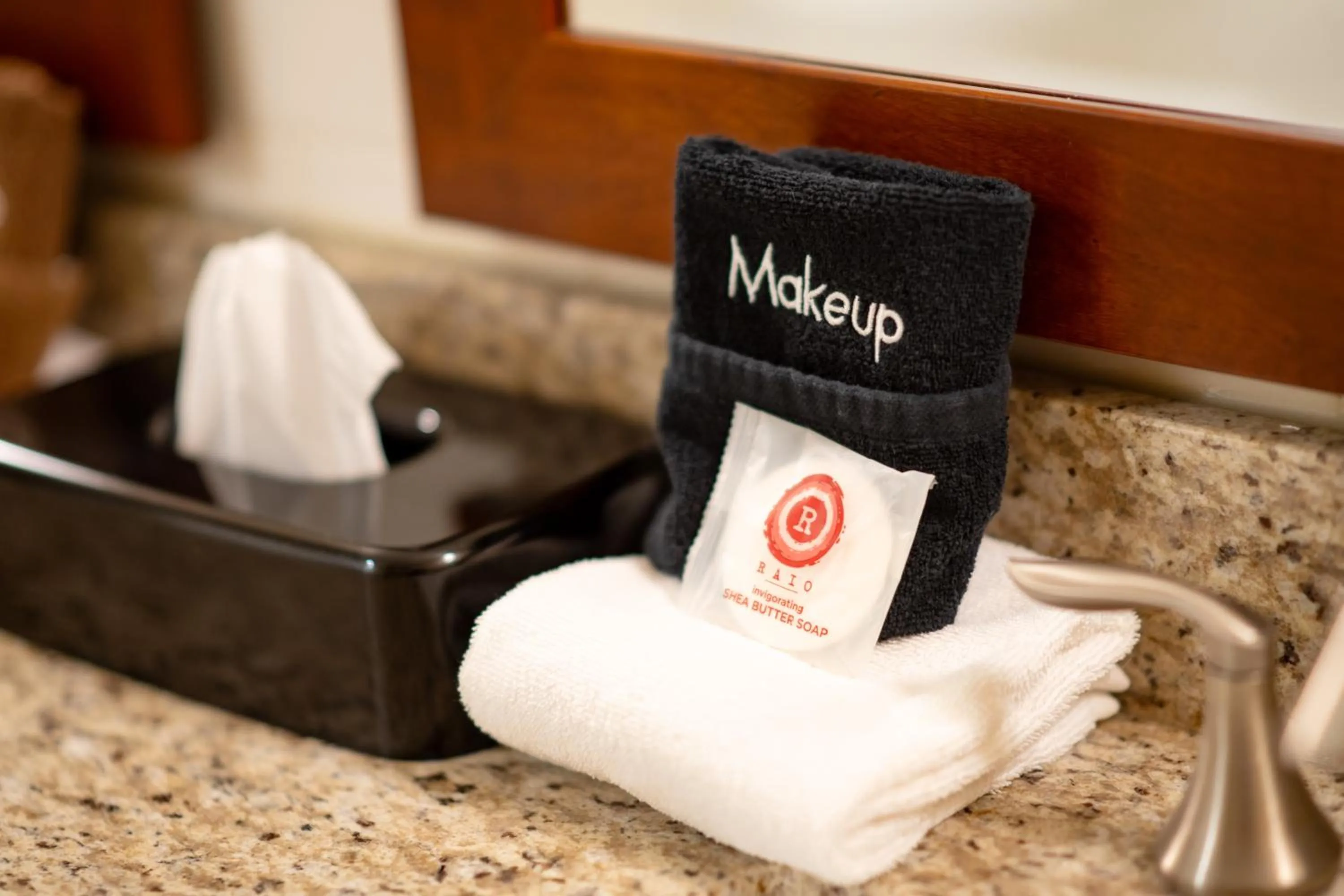 Bathroom in Comfort Suites University Brookings