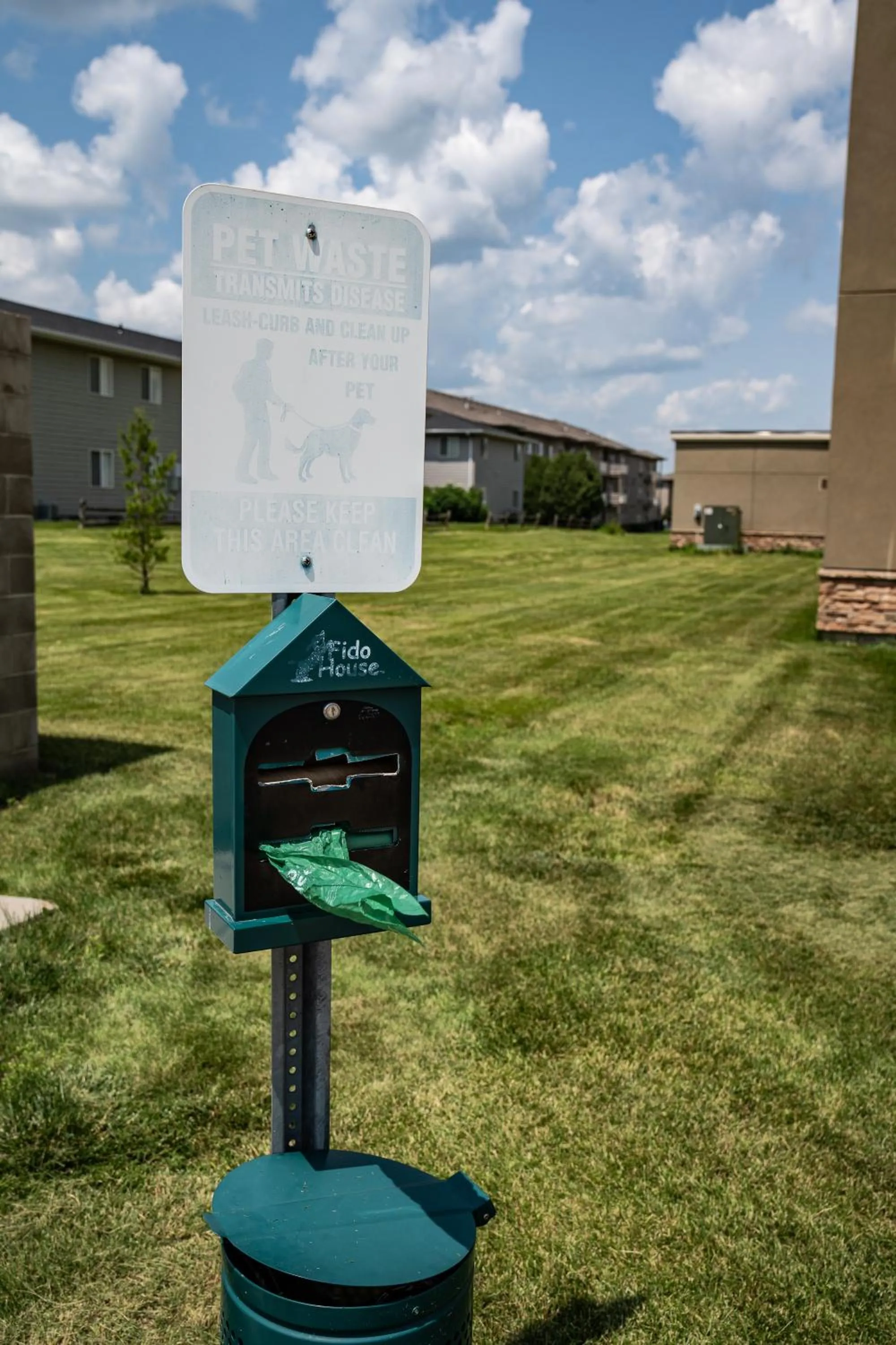 Property building in Comfort Suites University Brookings