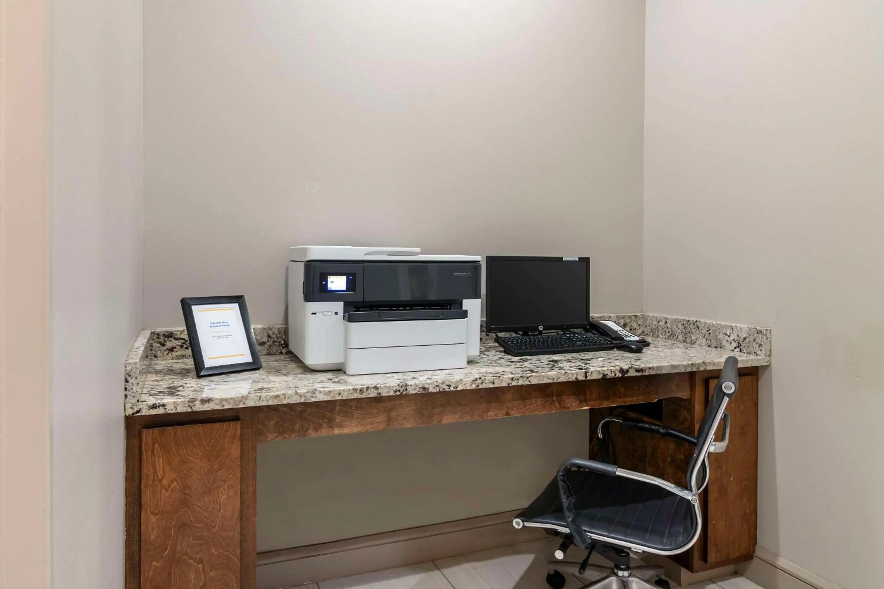 Business facilities in Comfort Inn & Suites Valdosta I-75