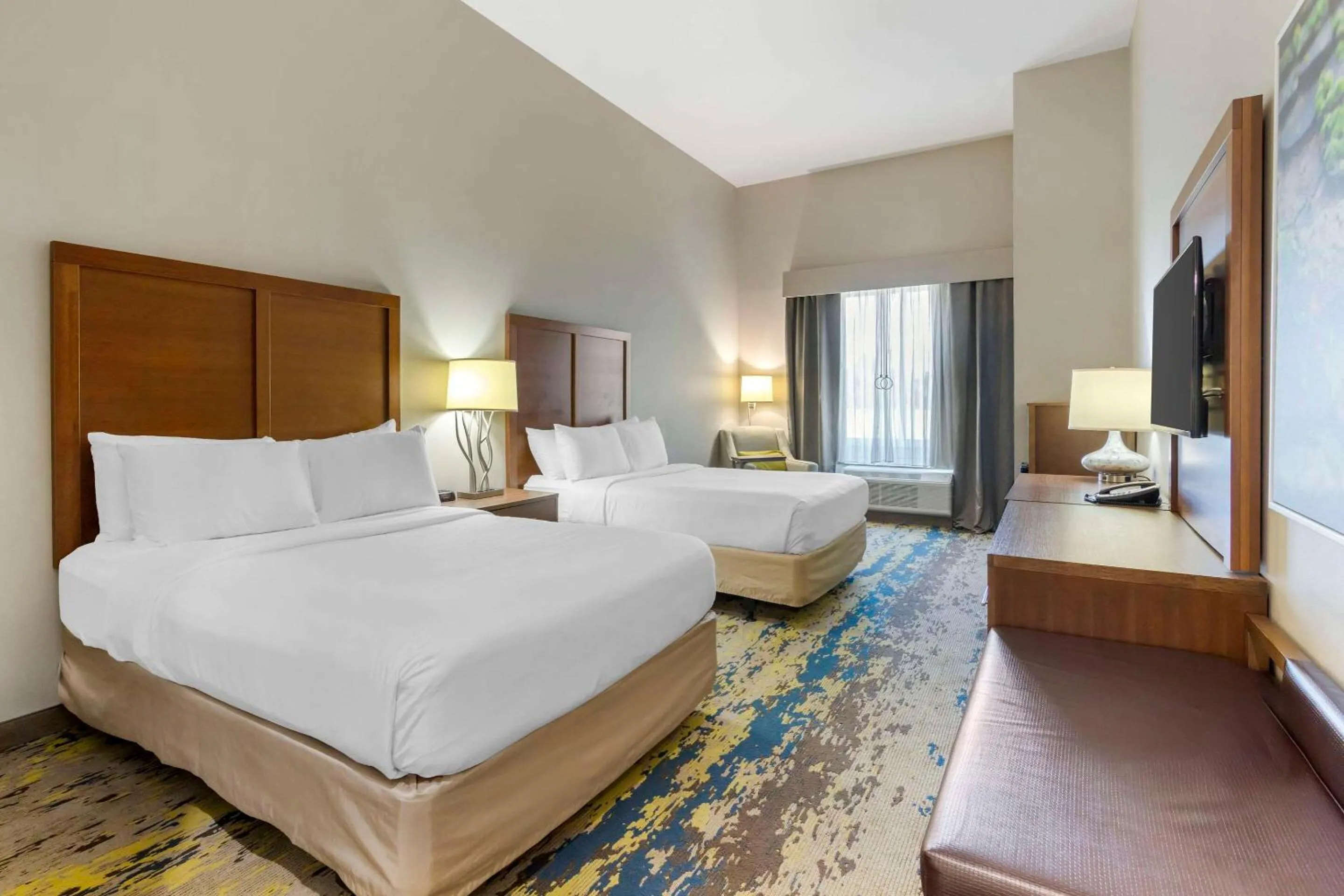 Bedroom, Bed in Comfort Inn & Suites Valdosta I-75