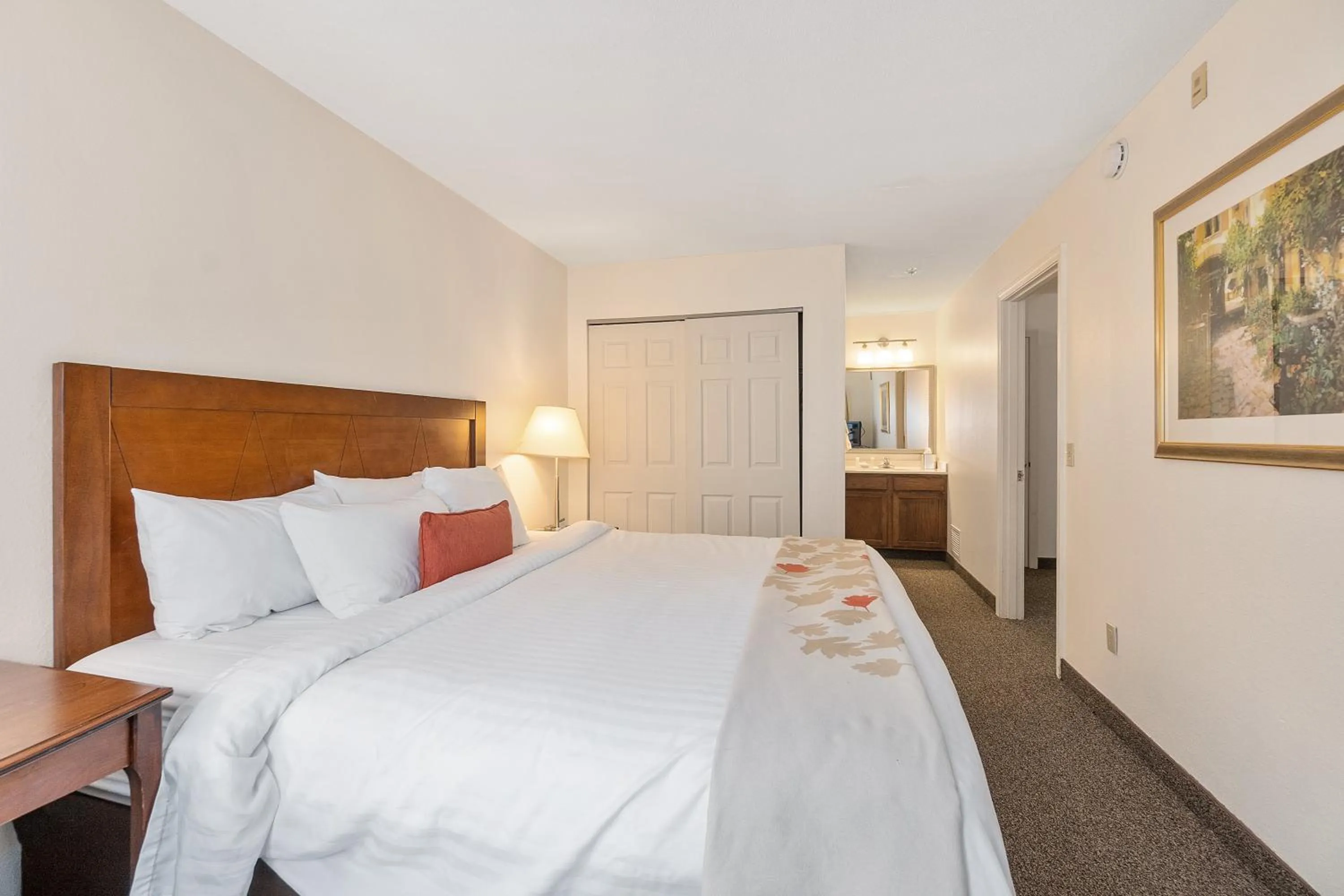 Bedroom, Bed in Residences at Daniel Webster