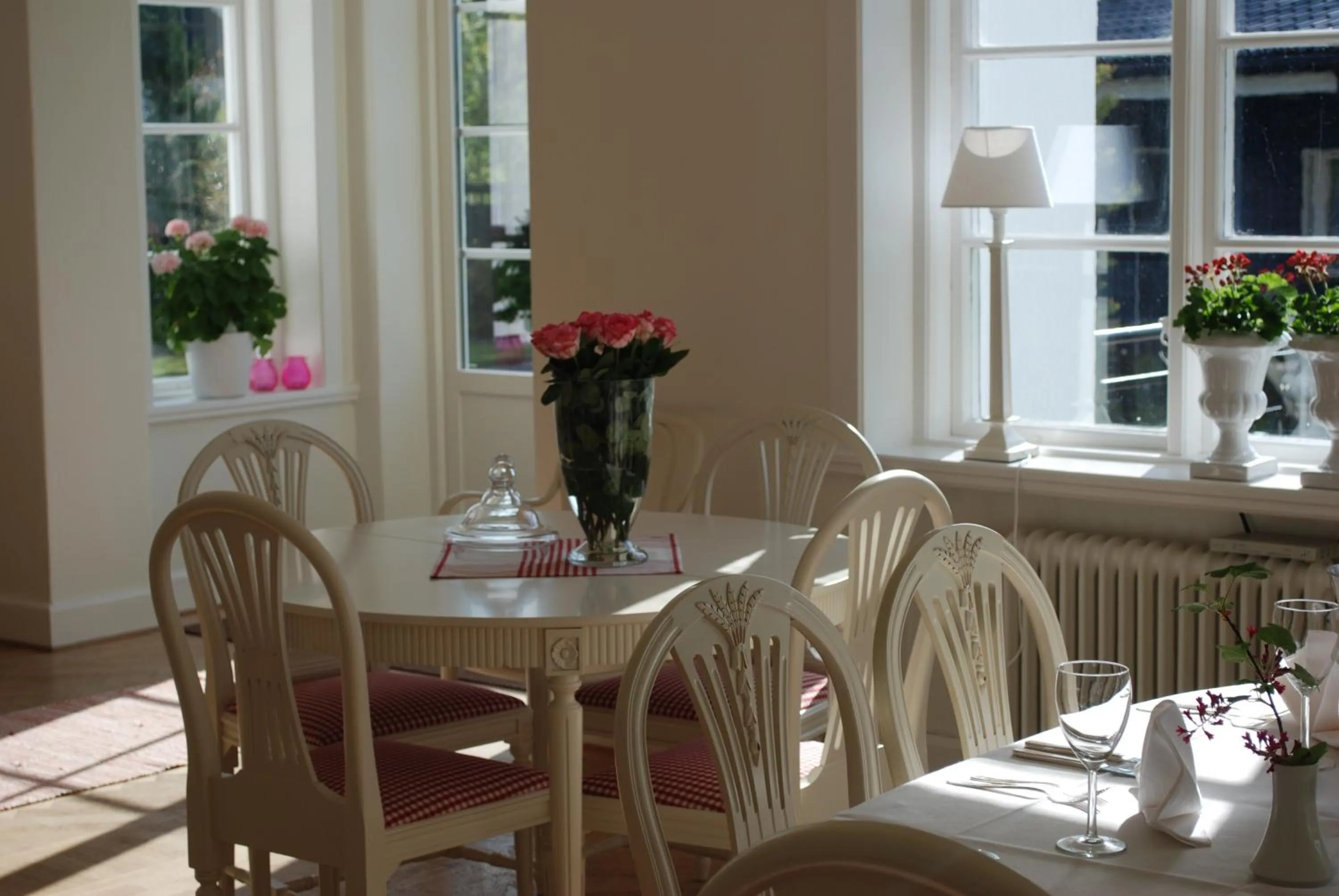 Restaurant/places to eat in Ekebacken Hotell & Konferens