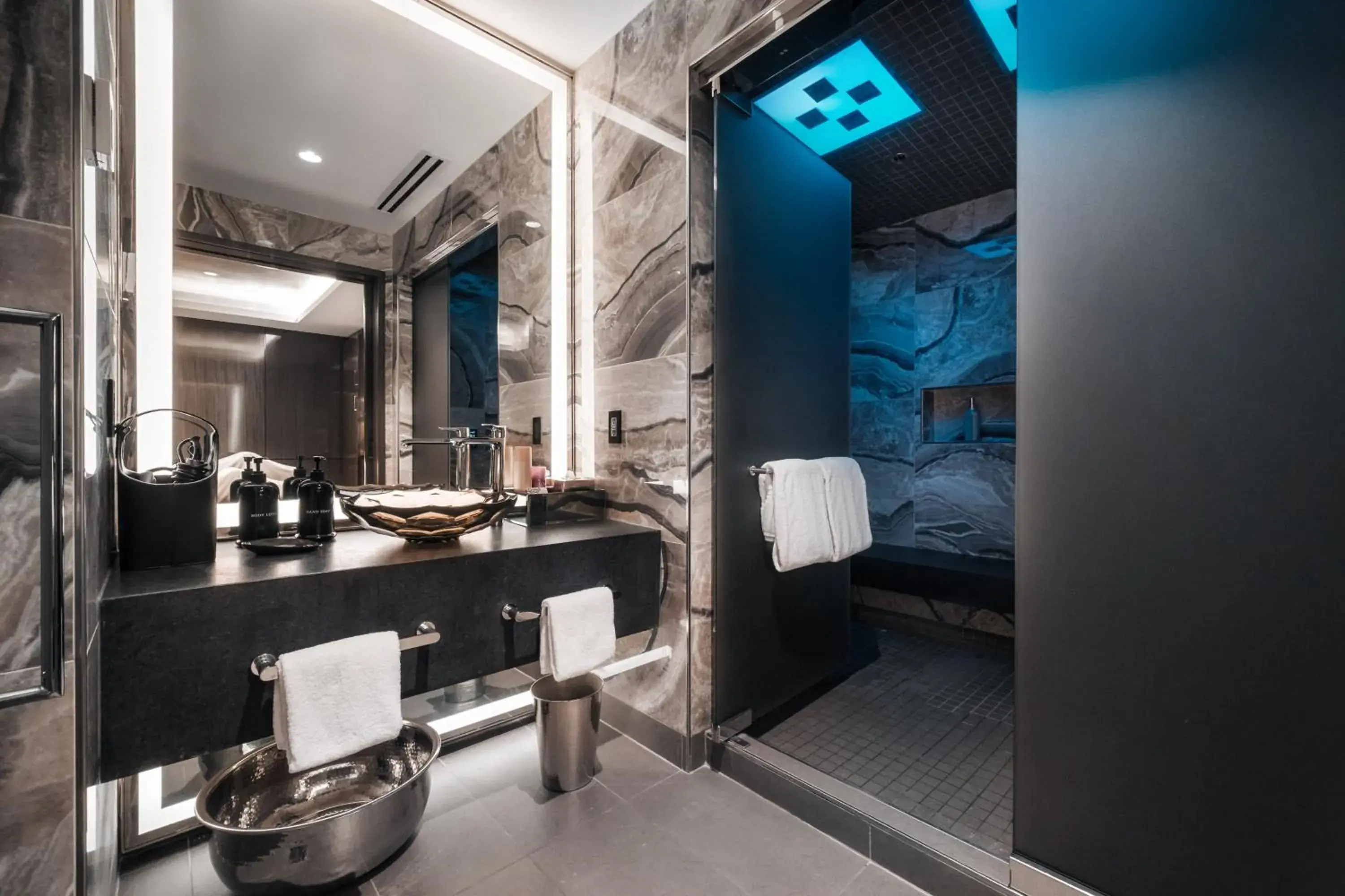 Spa and wellness centre/facilities in Paradox Vancouver Spa and wellness centre/facilities in Paradox Vancouver