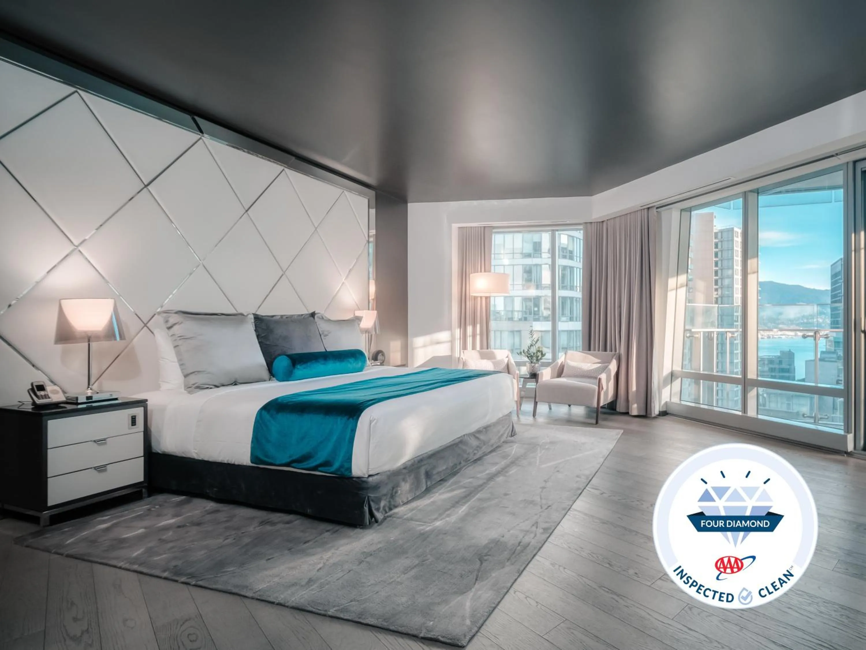 Bedroom, Bed in Paradox Vancouver