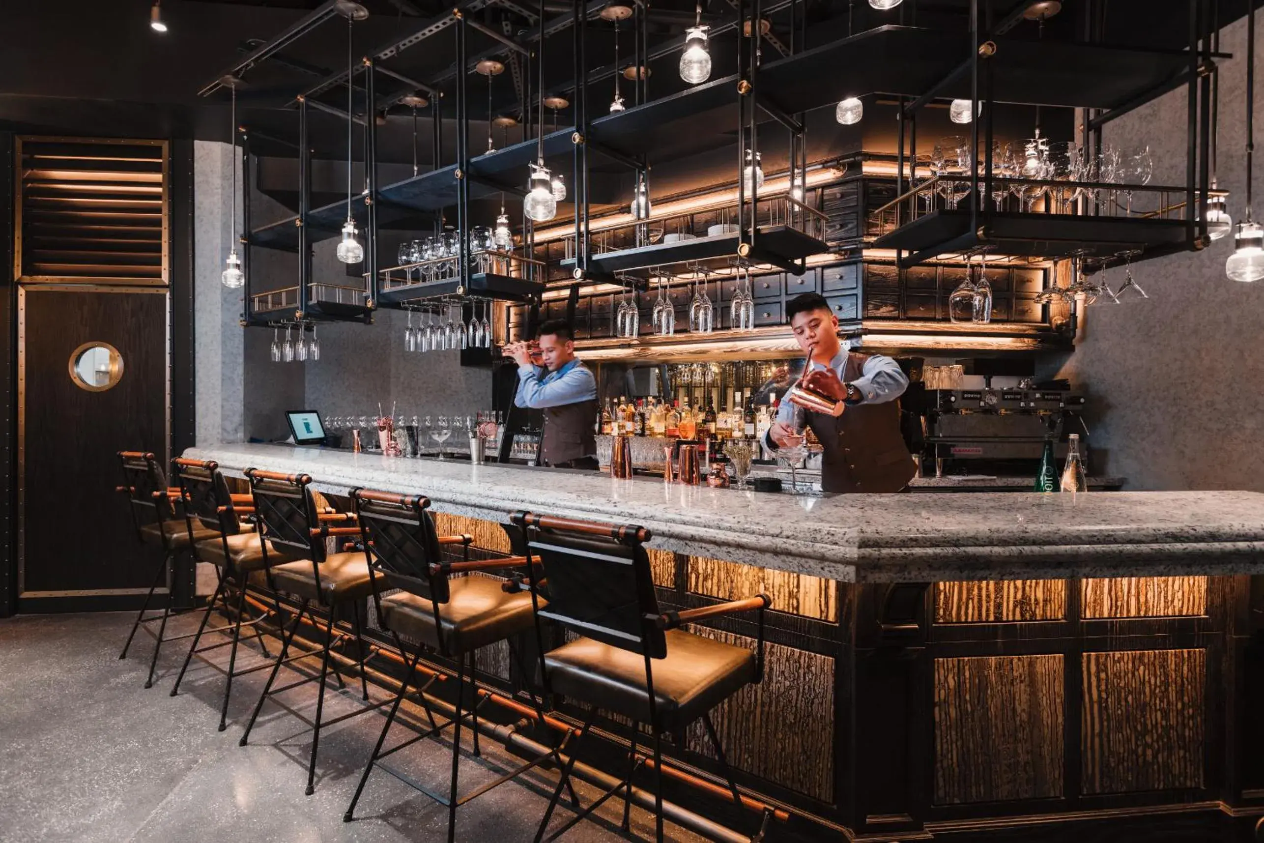 Restaurant/places to eat in Paradox Vancouver Restaurant/places to eat in Paradox Vancouver