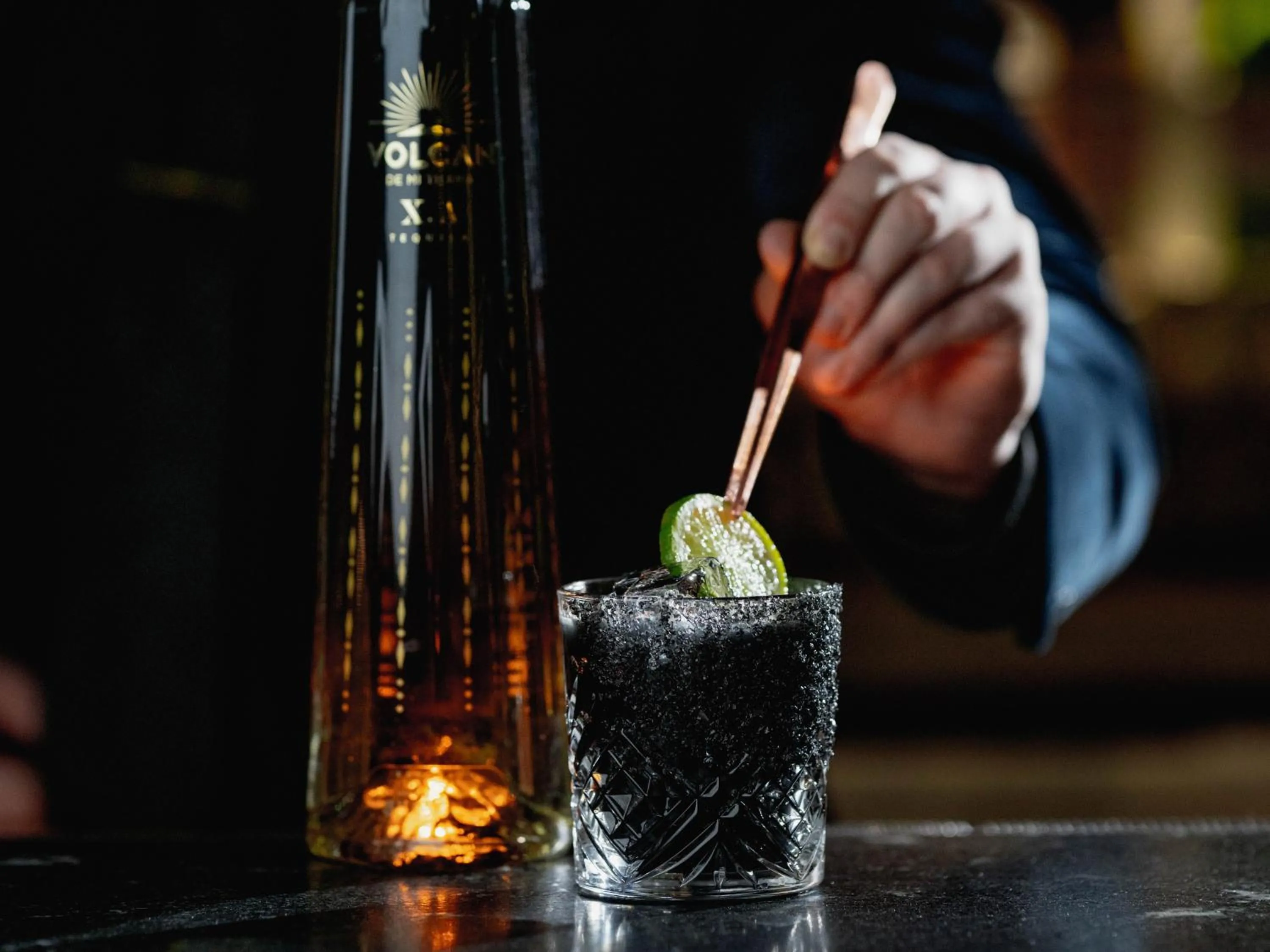 Lounge or bar in Paradox Vancouver