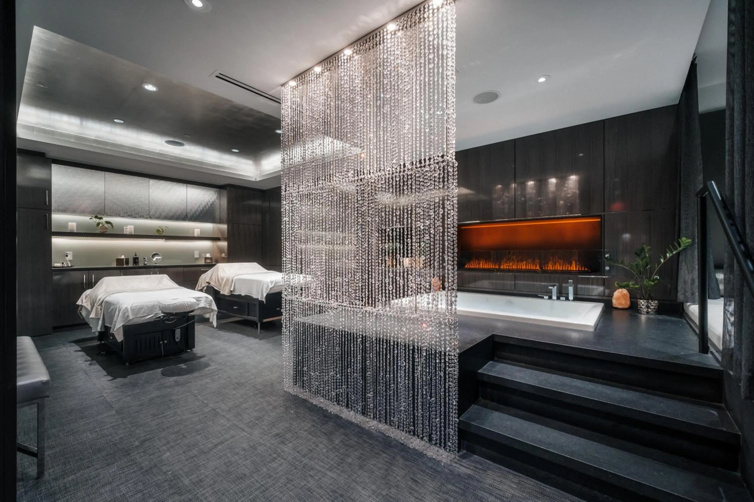 Massage, Bed in Paradox Vancouver